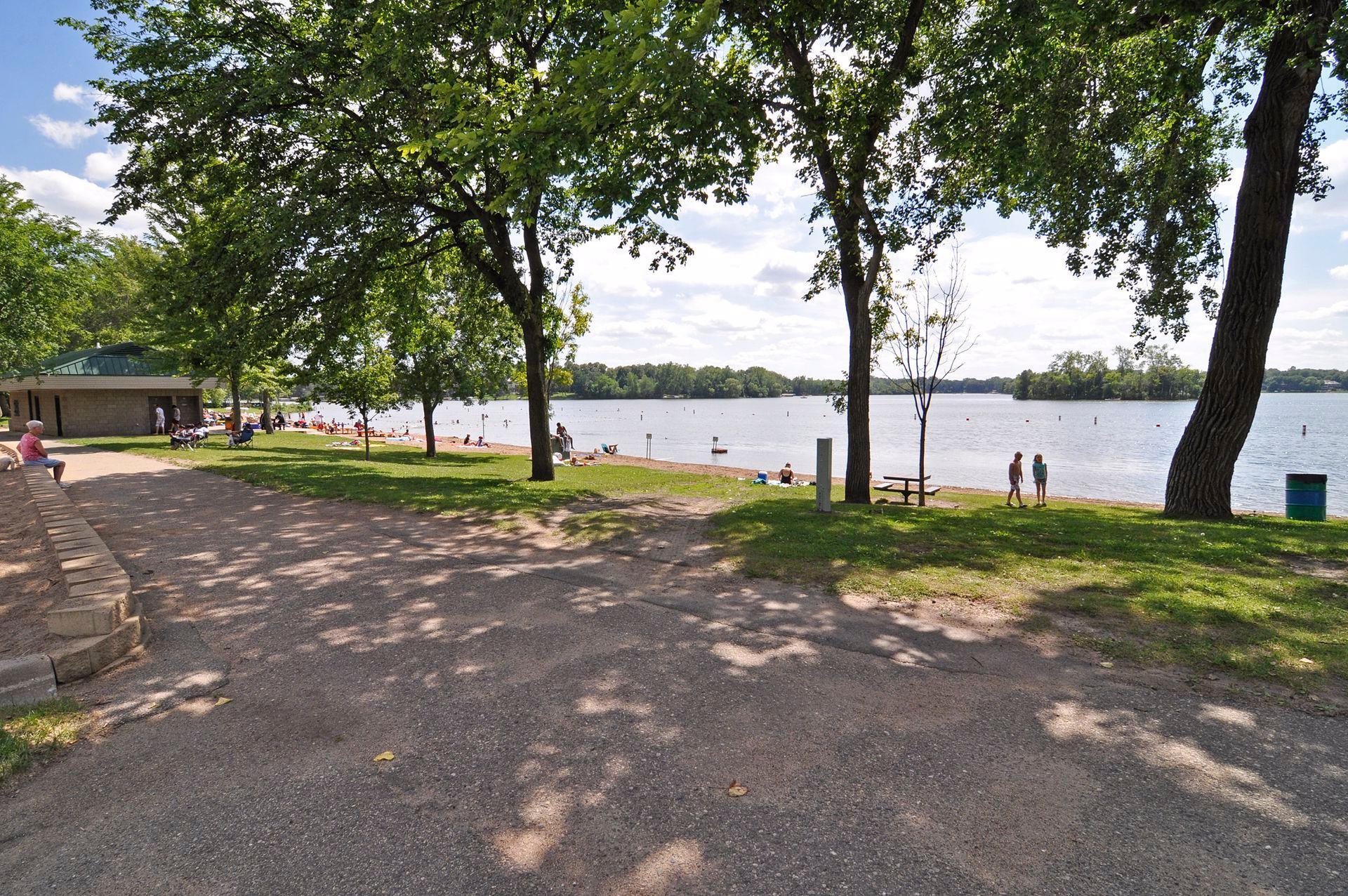 16015 Oak Shore Drive