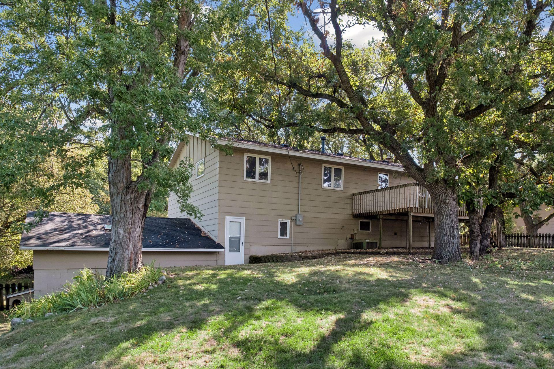 16015 Oak Shore Drive