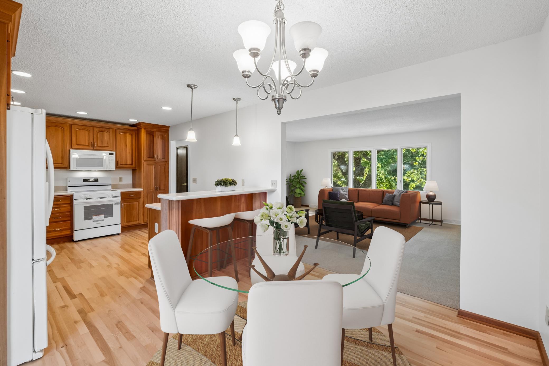 16015 Oak Shore Drive