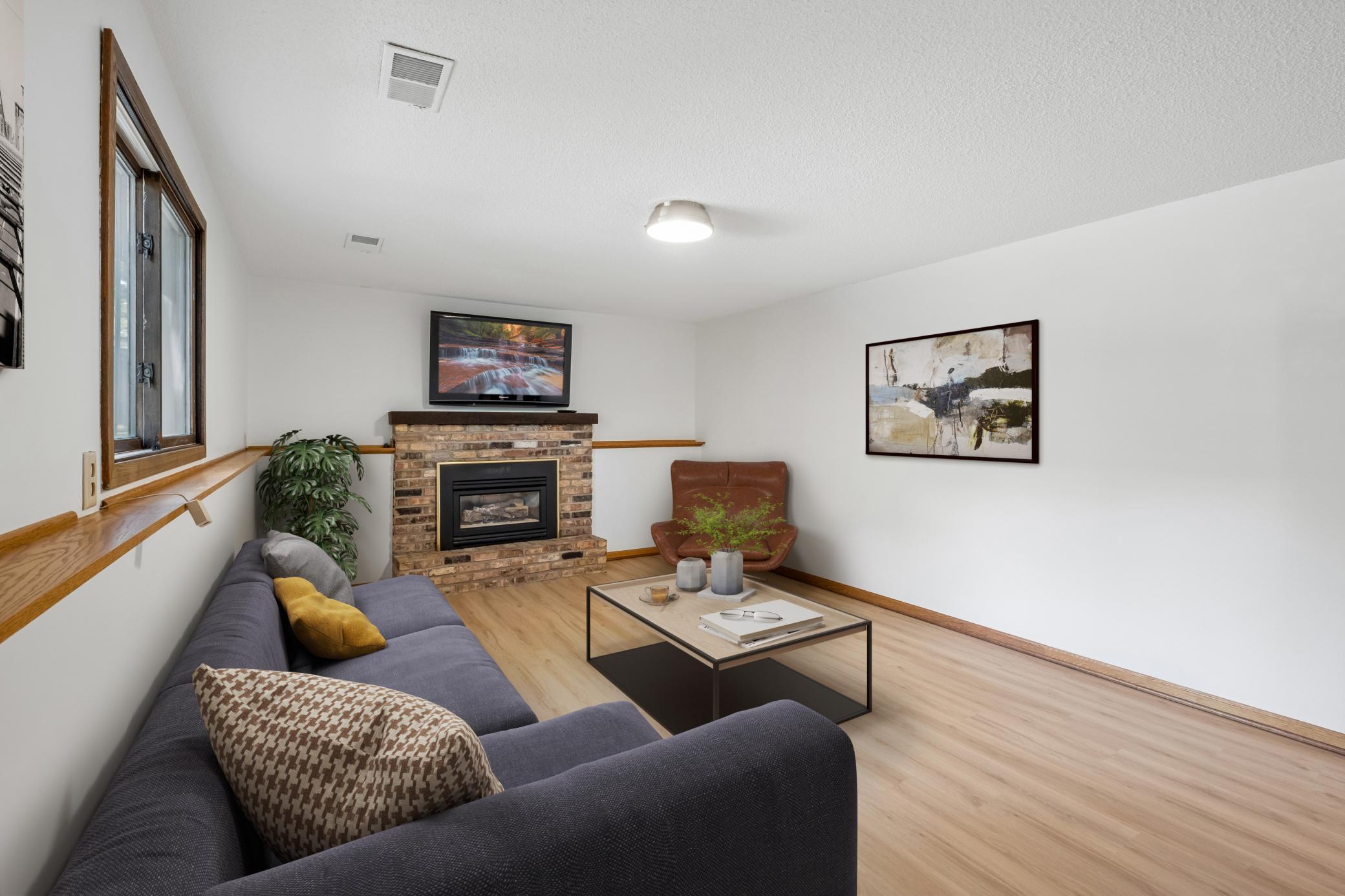 16015 Oak Shore Drive
