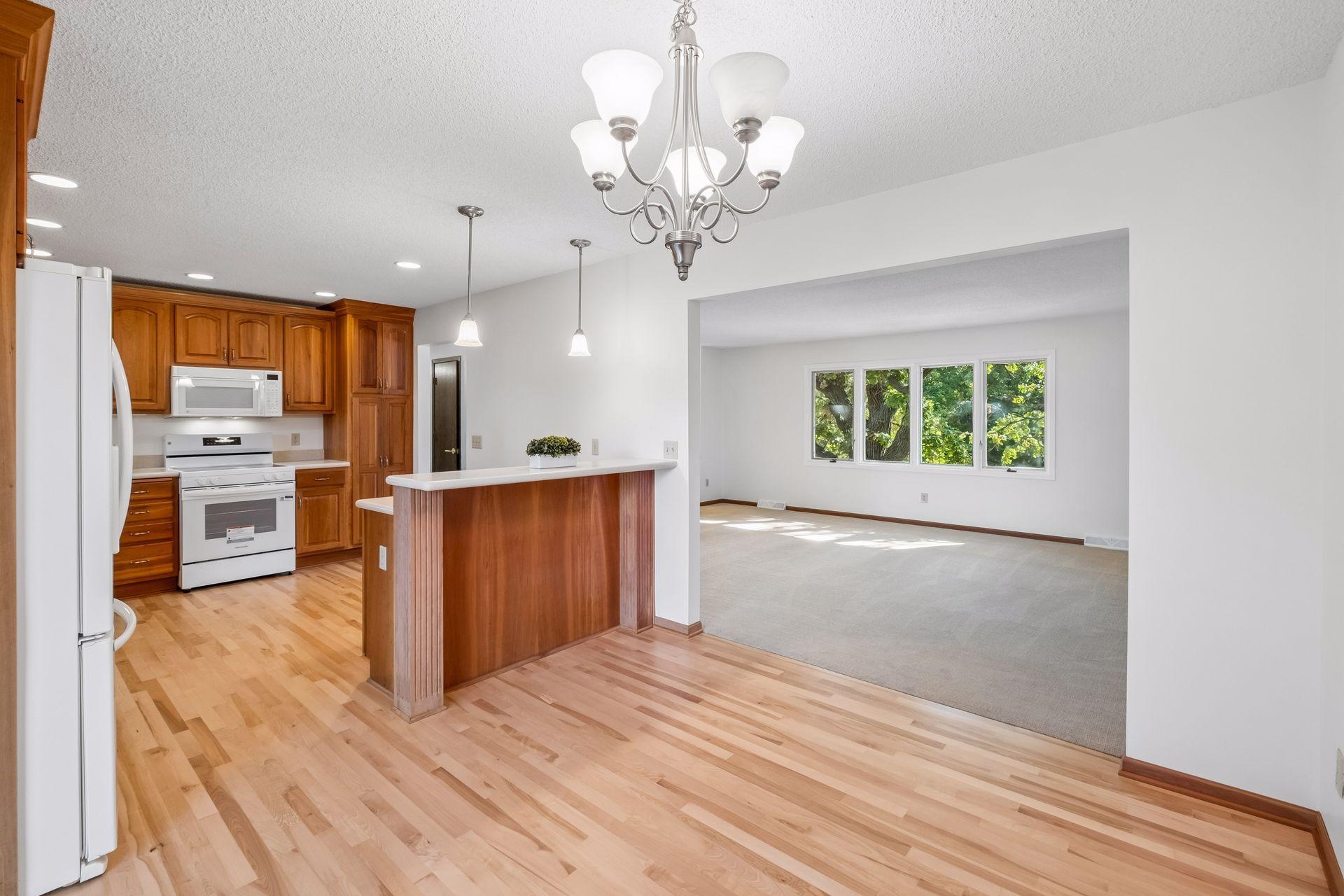 16015 Oak Shore Drive