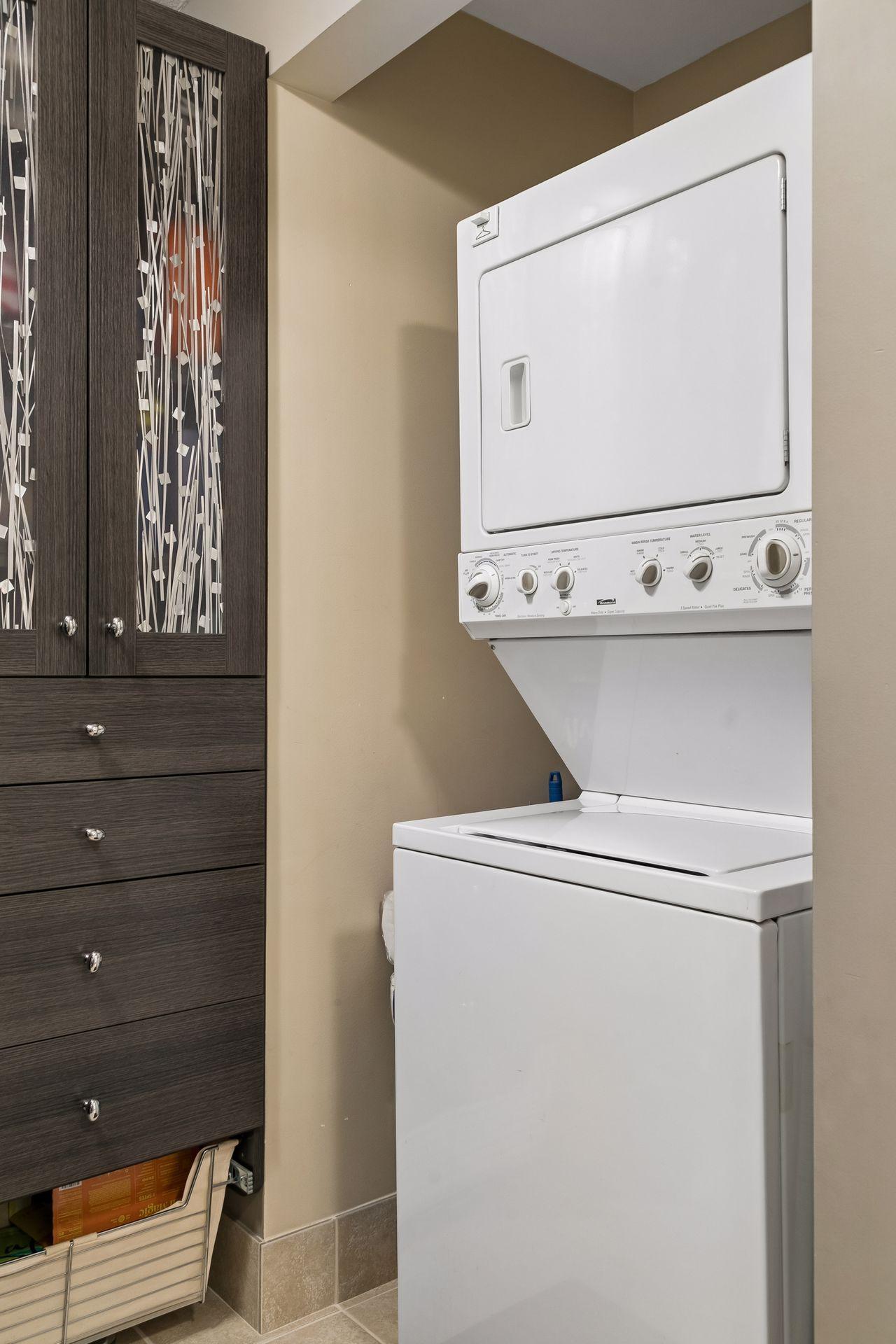 370 Marshall Avenue Unit: 201