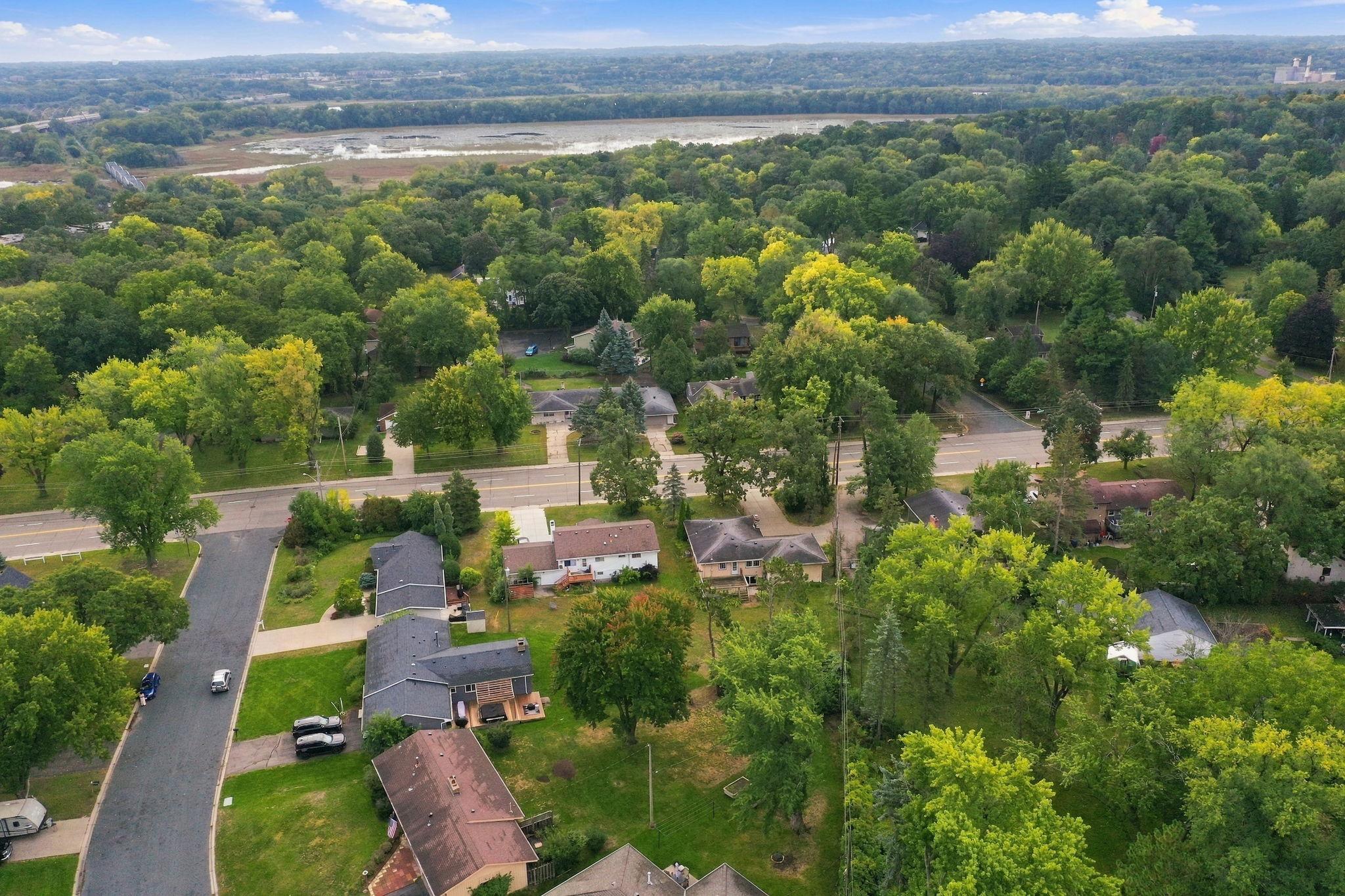 1436 E Old Shakopee Road