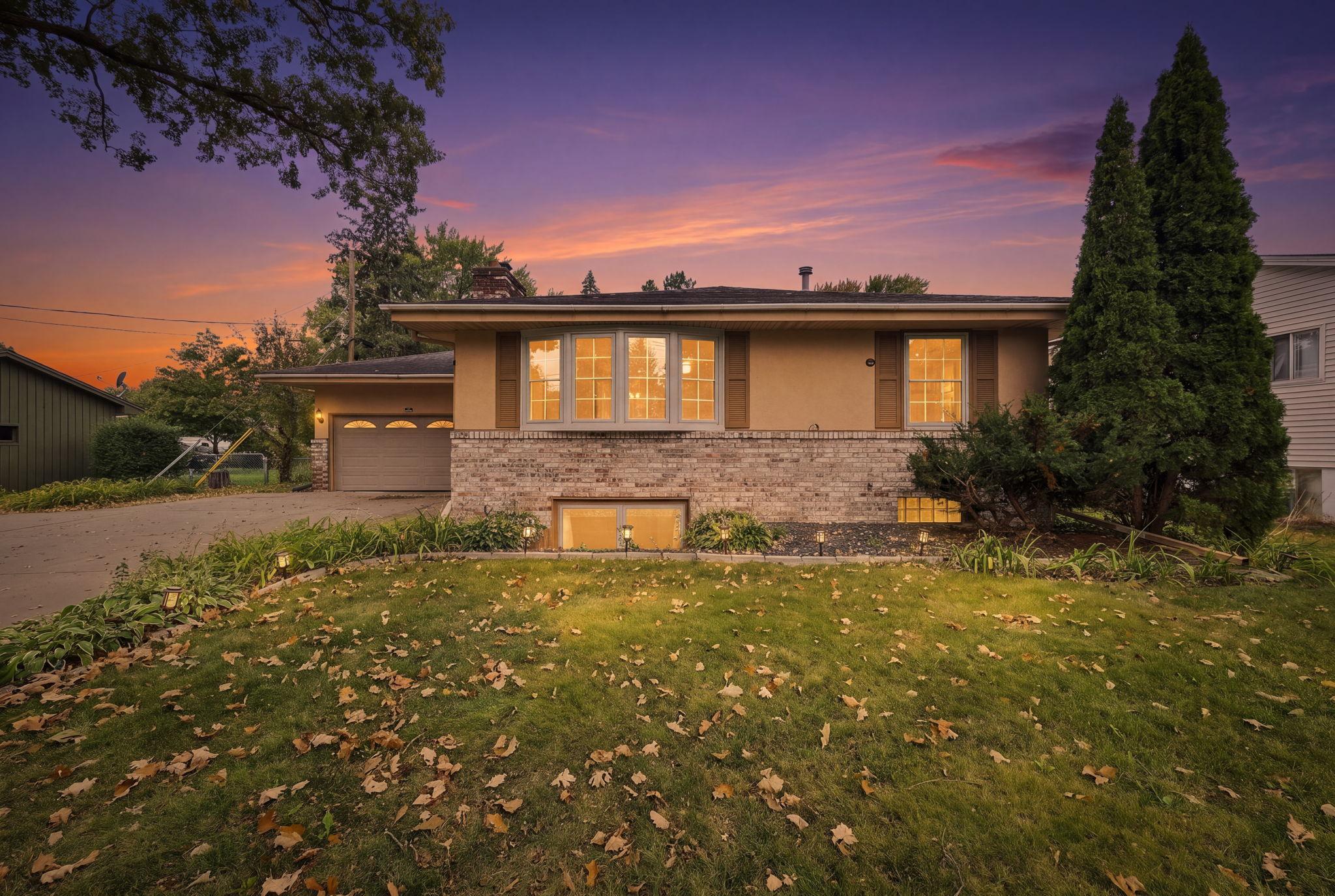 1436 E Old Shakopee Road
