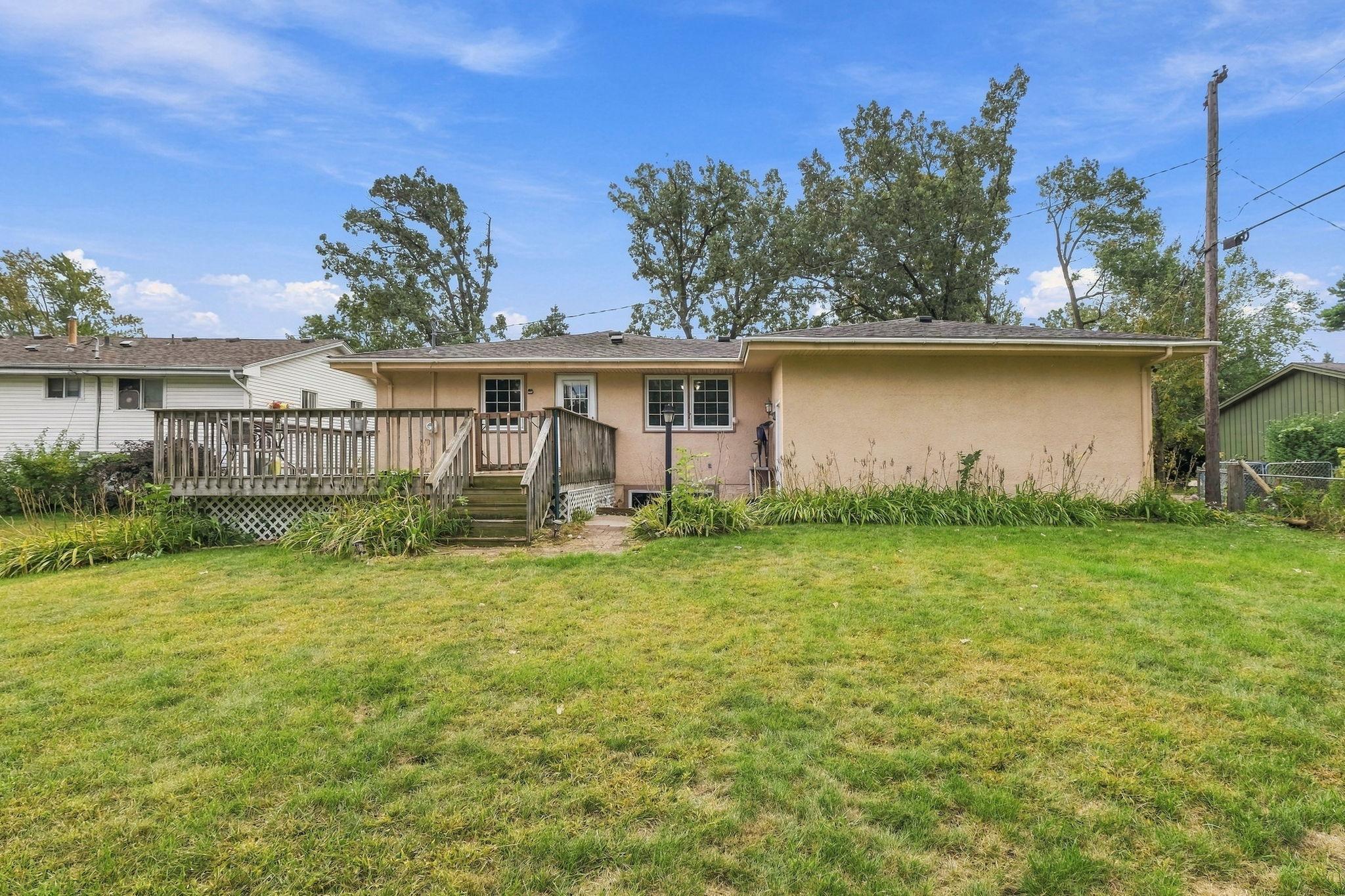 1436 E Old Shakopee Road