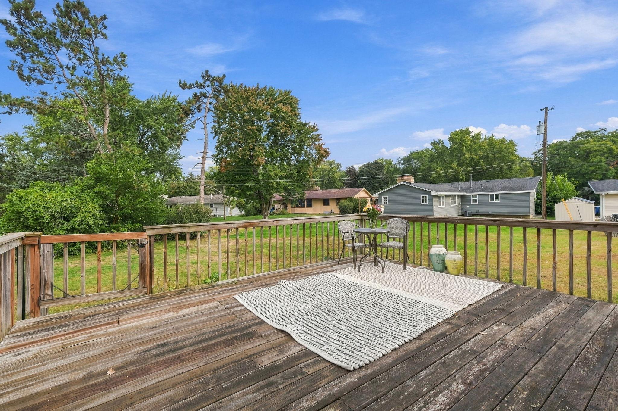 1436 E Old Shakopee Road