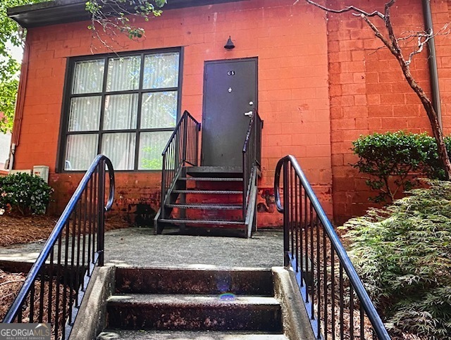 301 Bradley Street APT C5