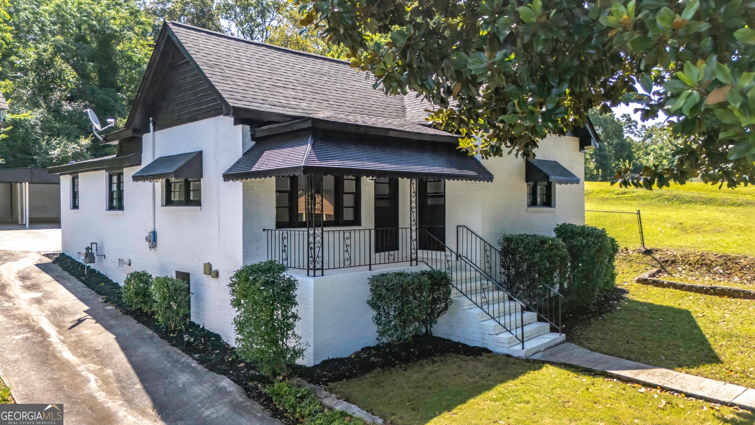 122 Perkins Street NE