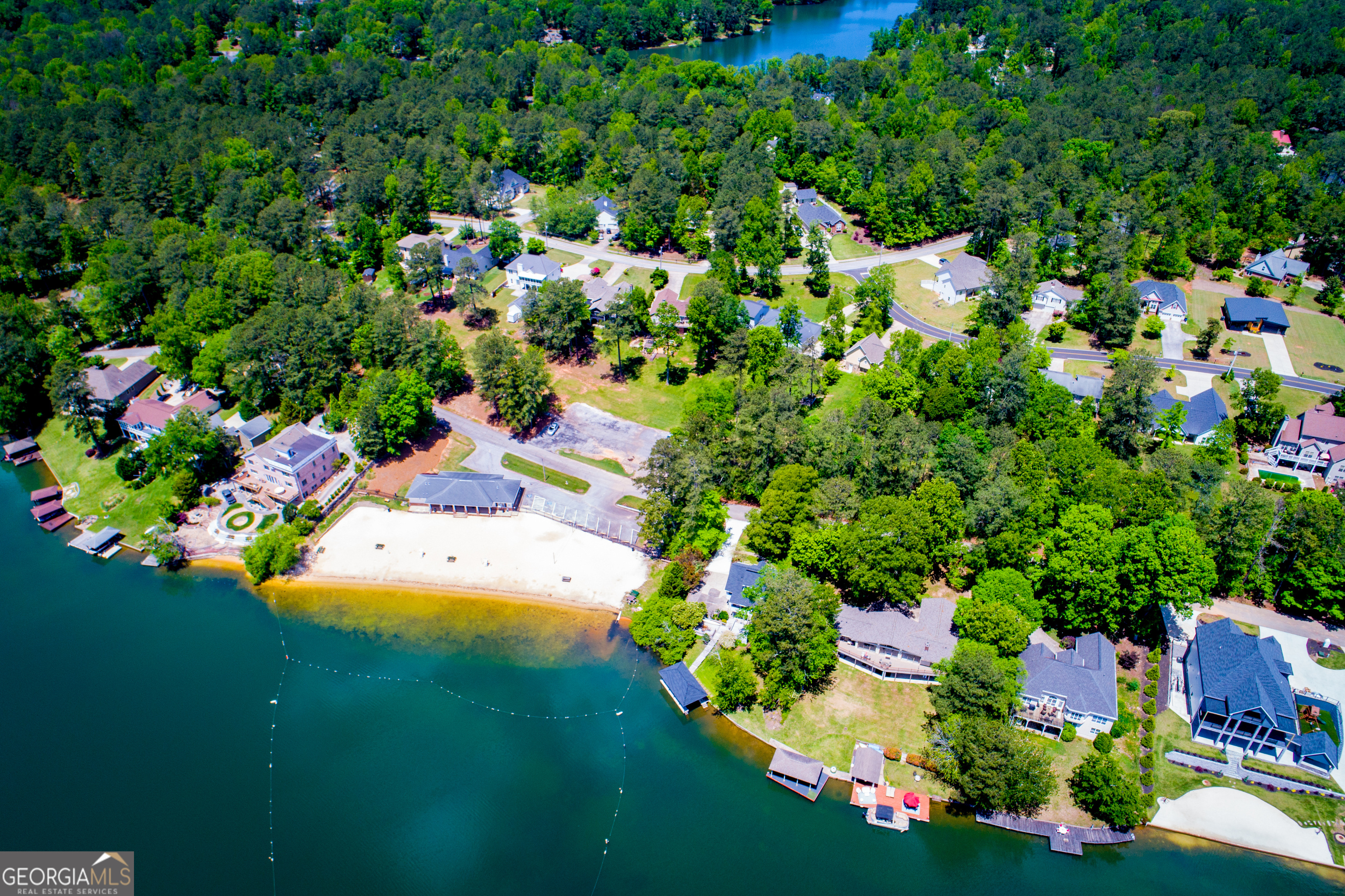 9018 Lakeview Parkway