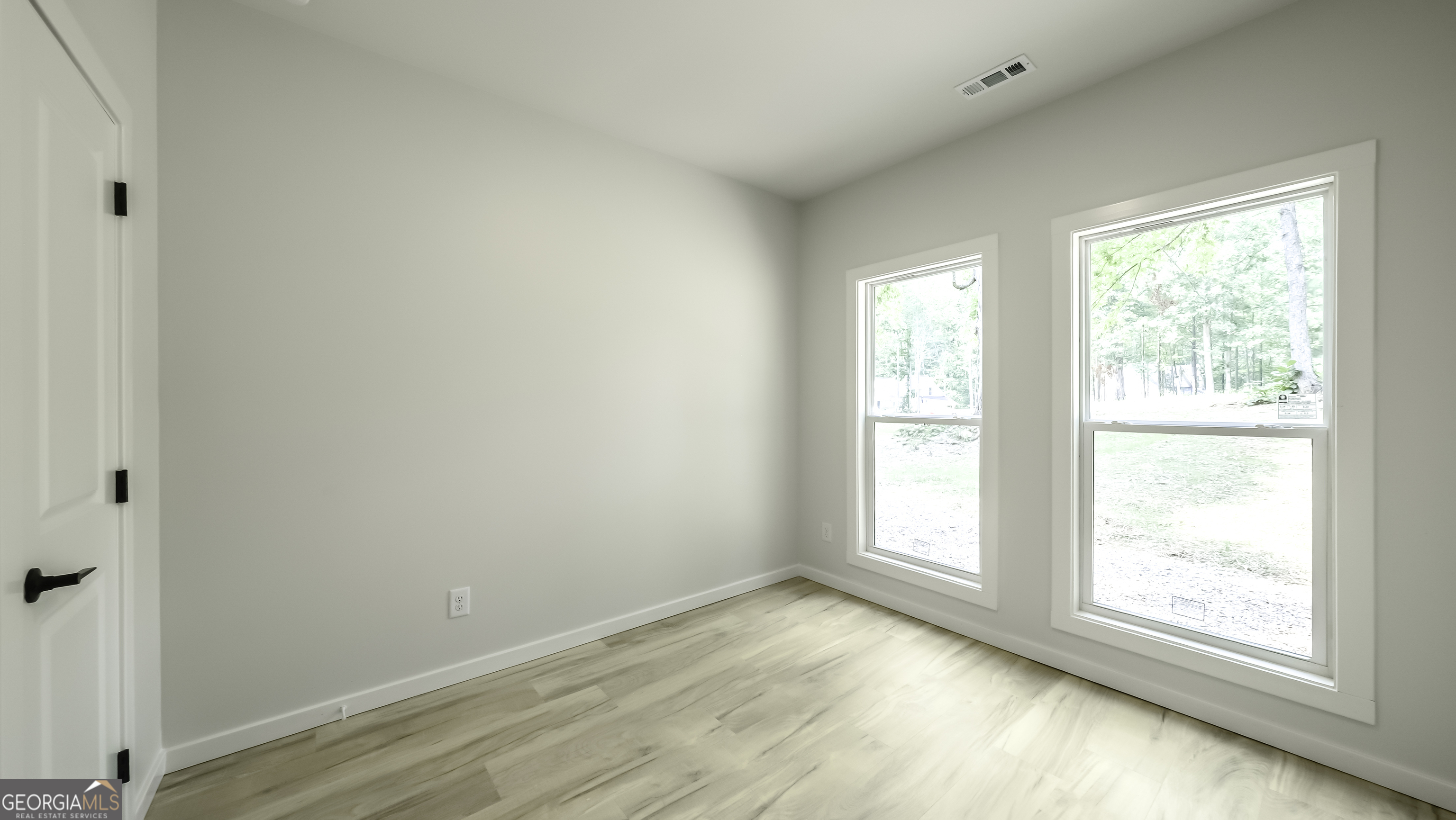 530 Tree Ridge