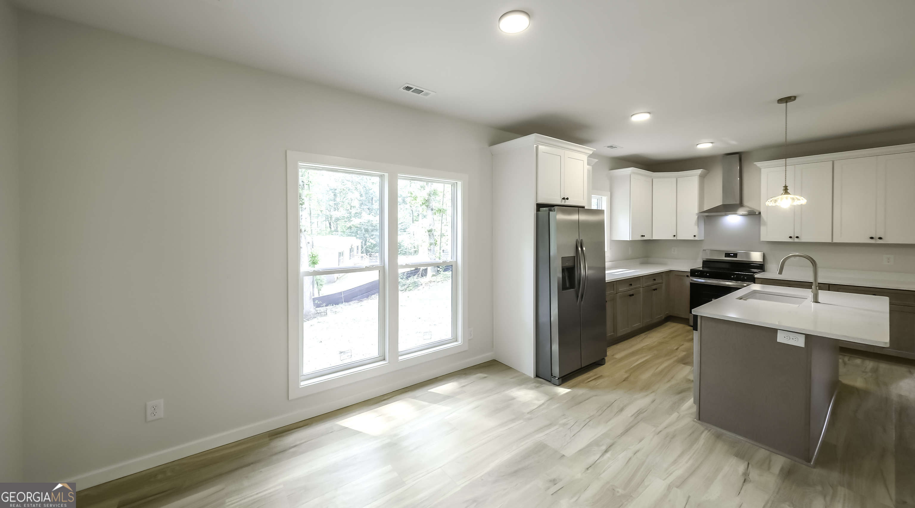 530 Tree Ridge