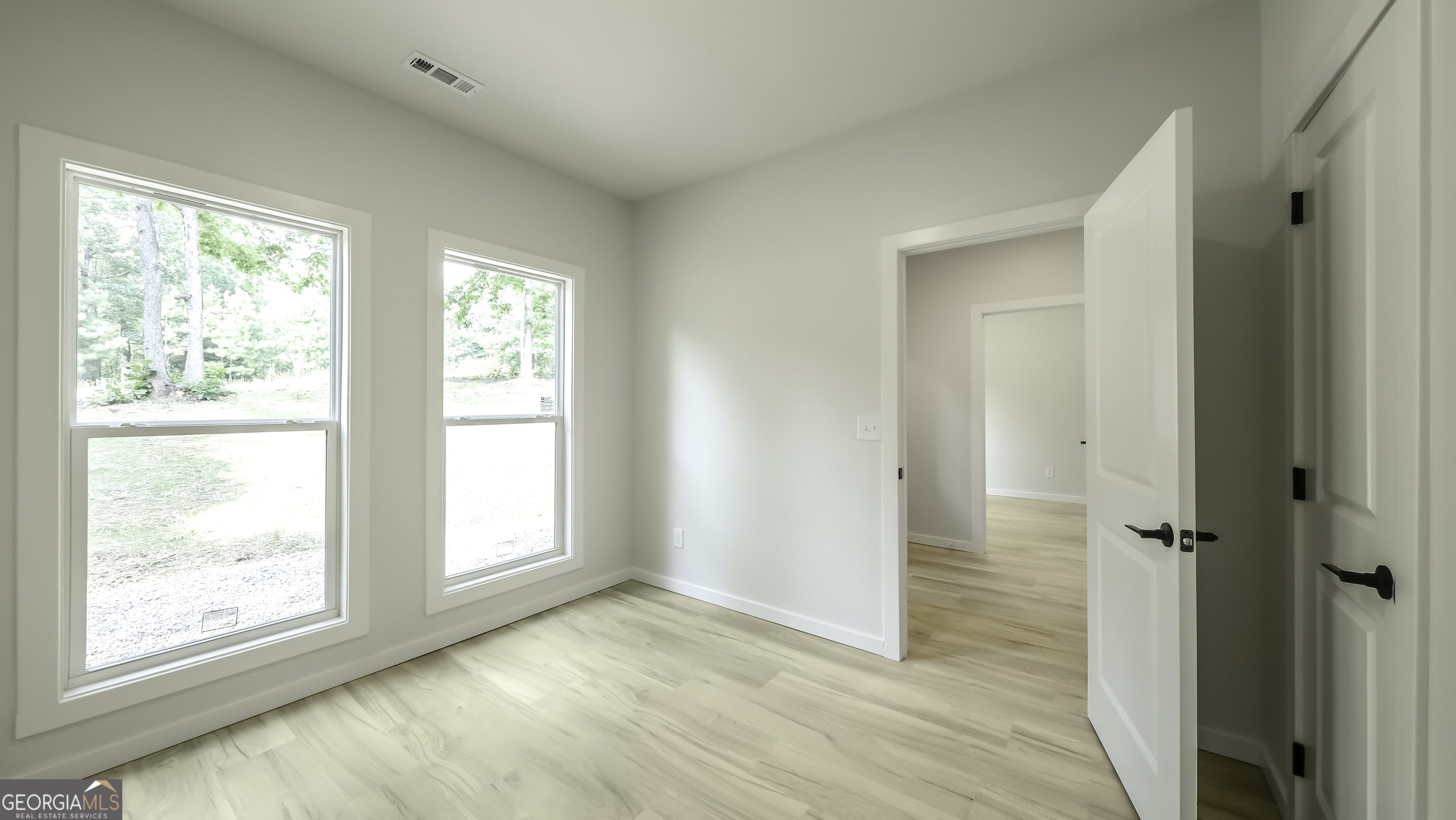 530 Tree Ridge