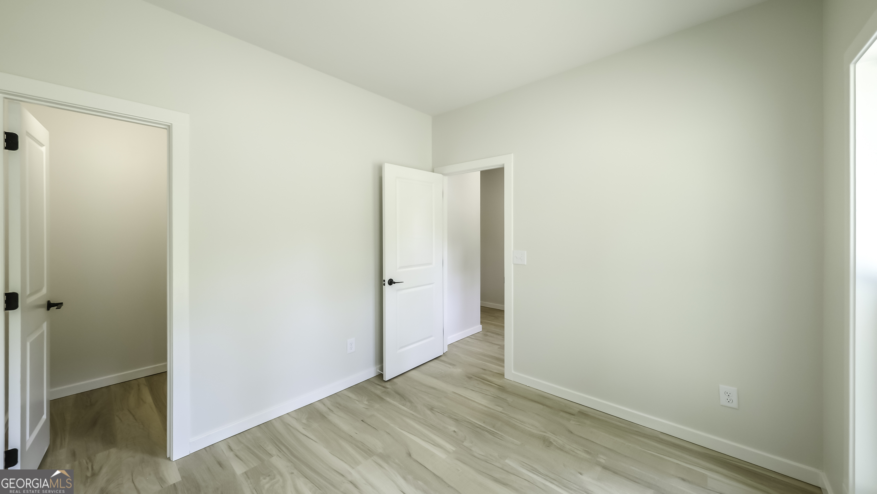 530 Tree Ridge