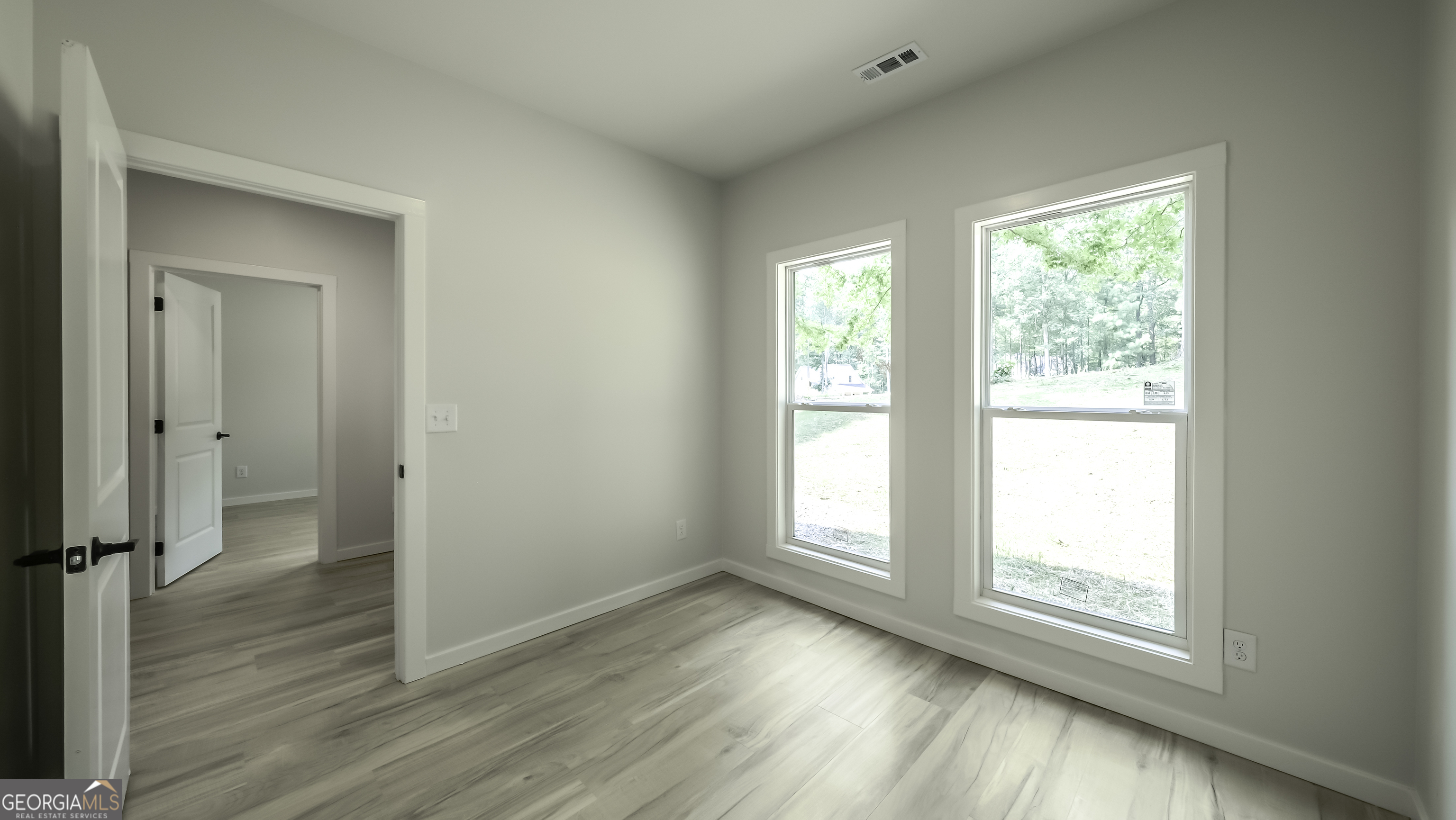 530 Tree Ridge