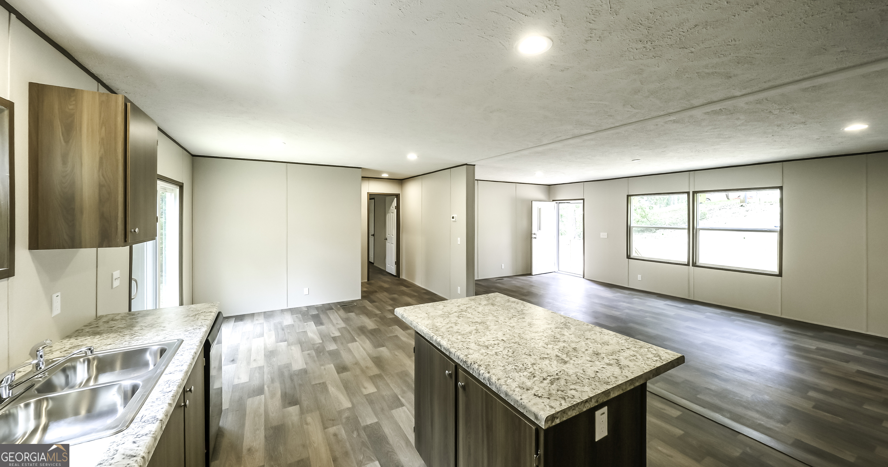 534 Tree Ridge