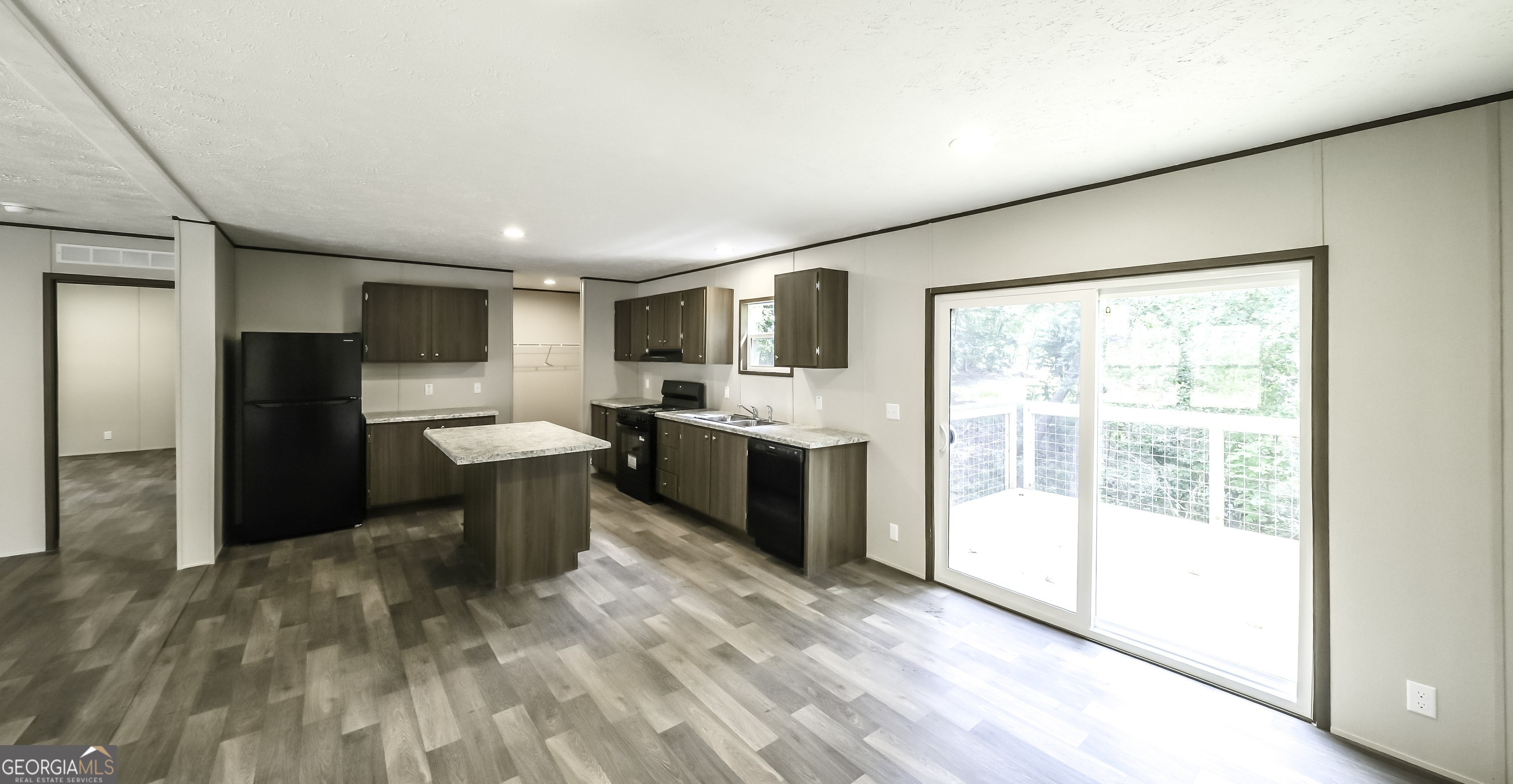534 Tree Ridge