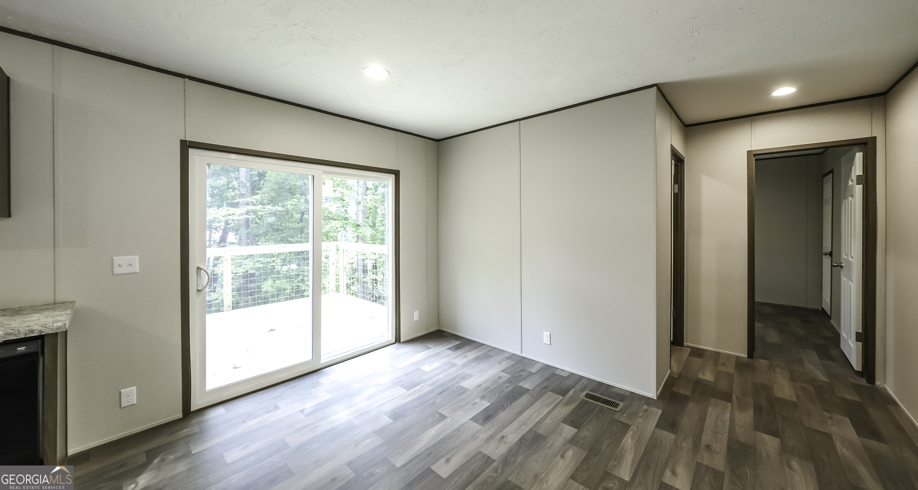 534 Tree Ridge