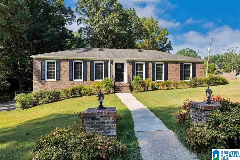 2339 DARTMOUTH CIRCLE