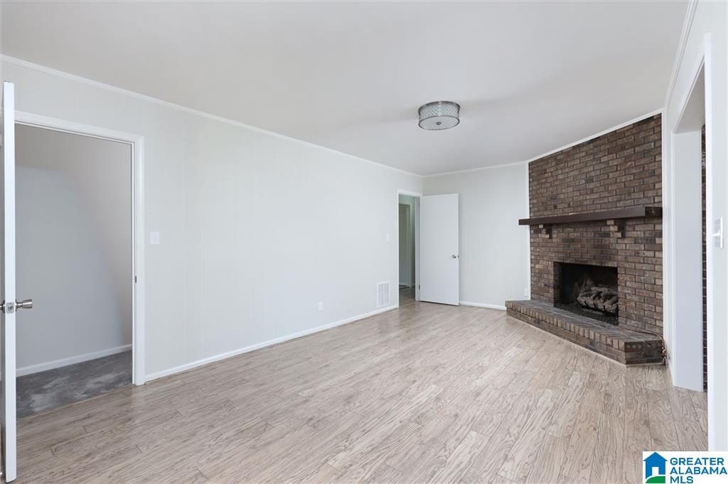 2339 DARTMOUTH CIRCLE