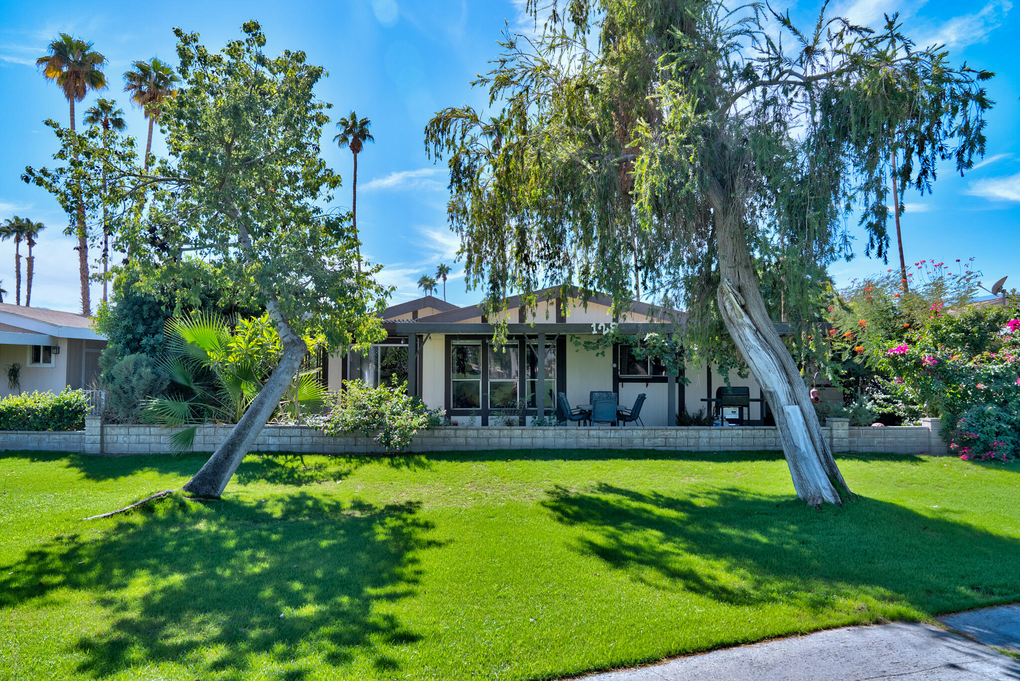 73450 Country Club DR Unit: 128