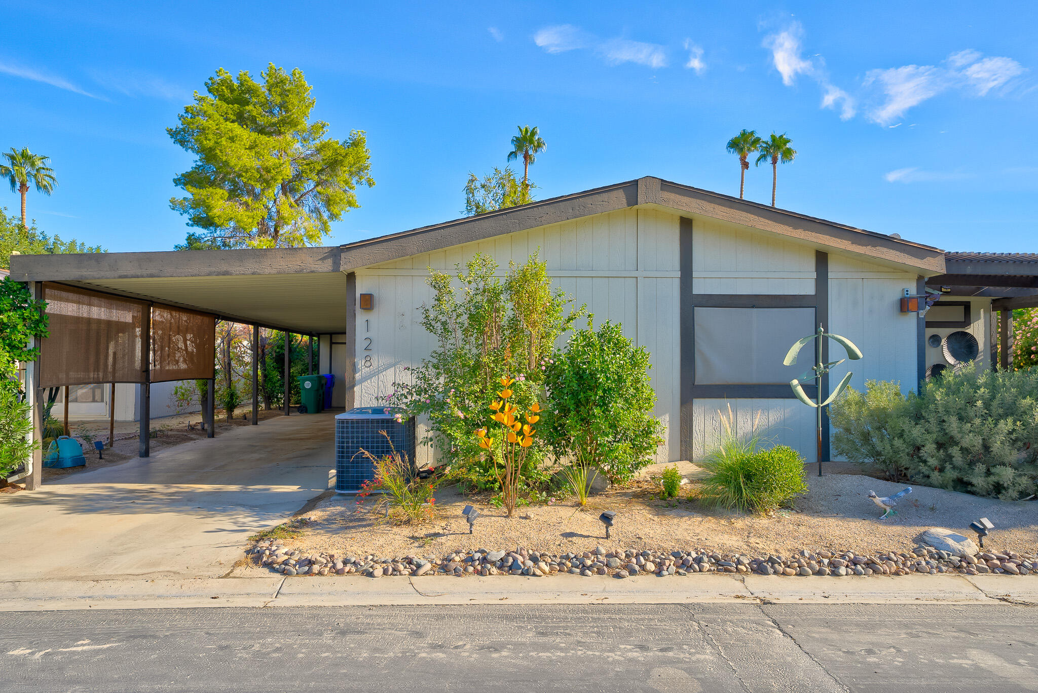 73450 Country Club DR Unit: 128