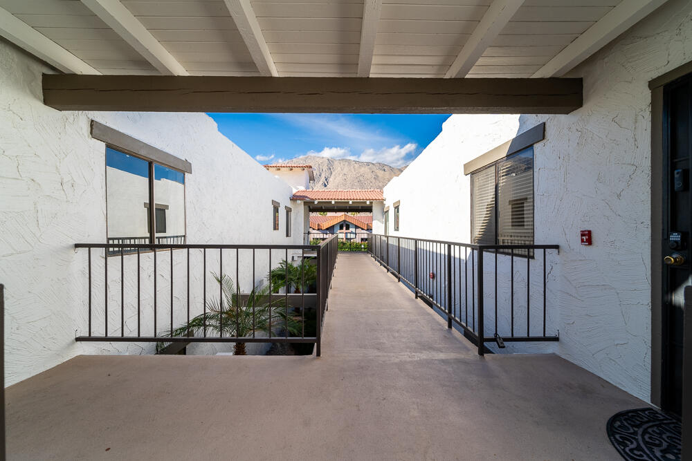 1050 E Ramon RD Unit: 116