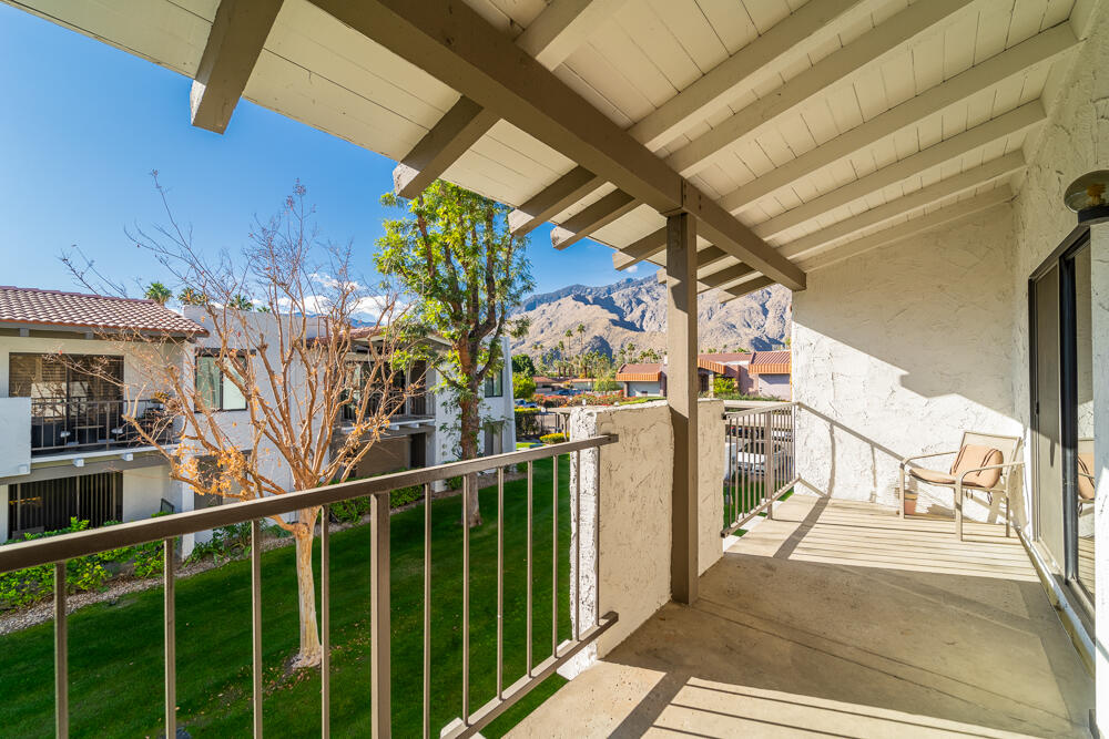 1050 E Ramon RD Unit: 116