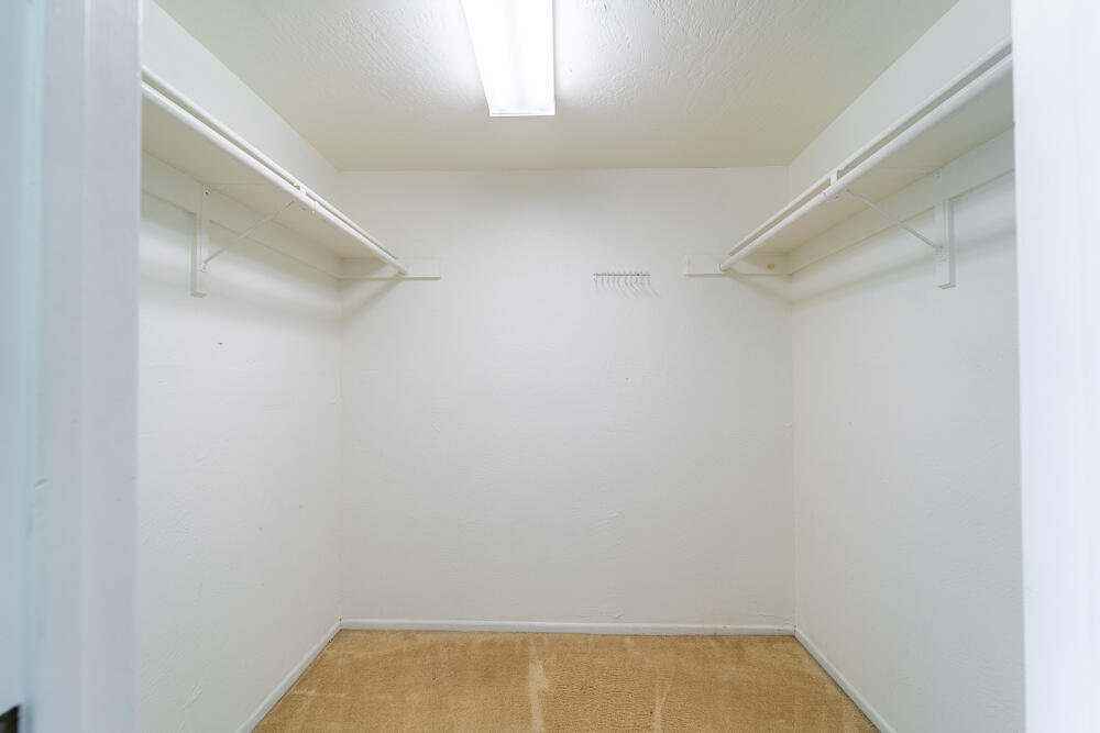 1050 E Ramon RD Unit: 116