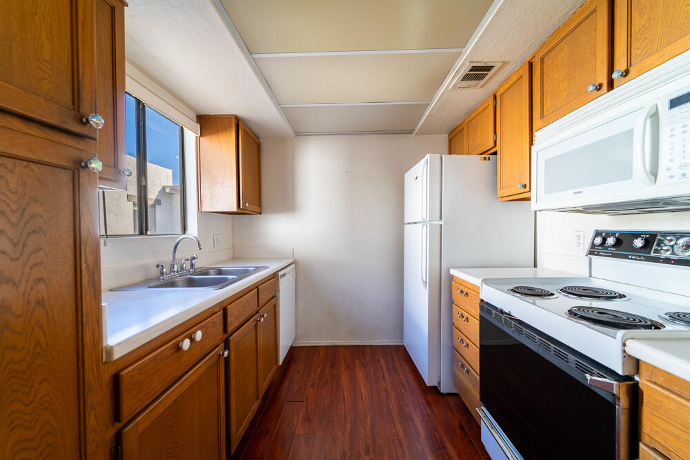 1050 E Ramon RD Unit: 116