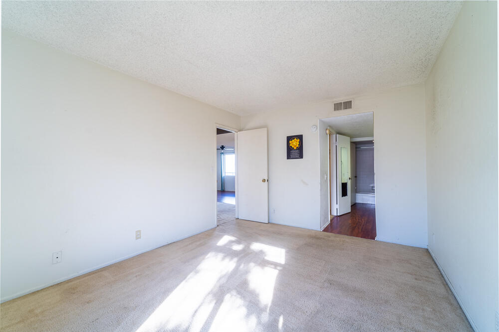 1050 E Ramon RD Unit: 116