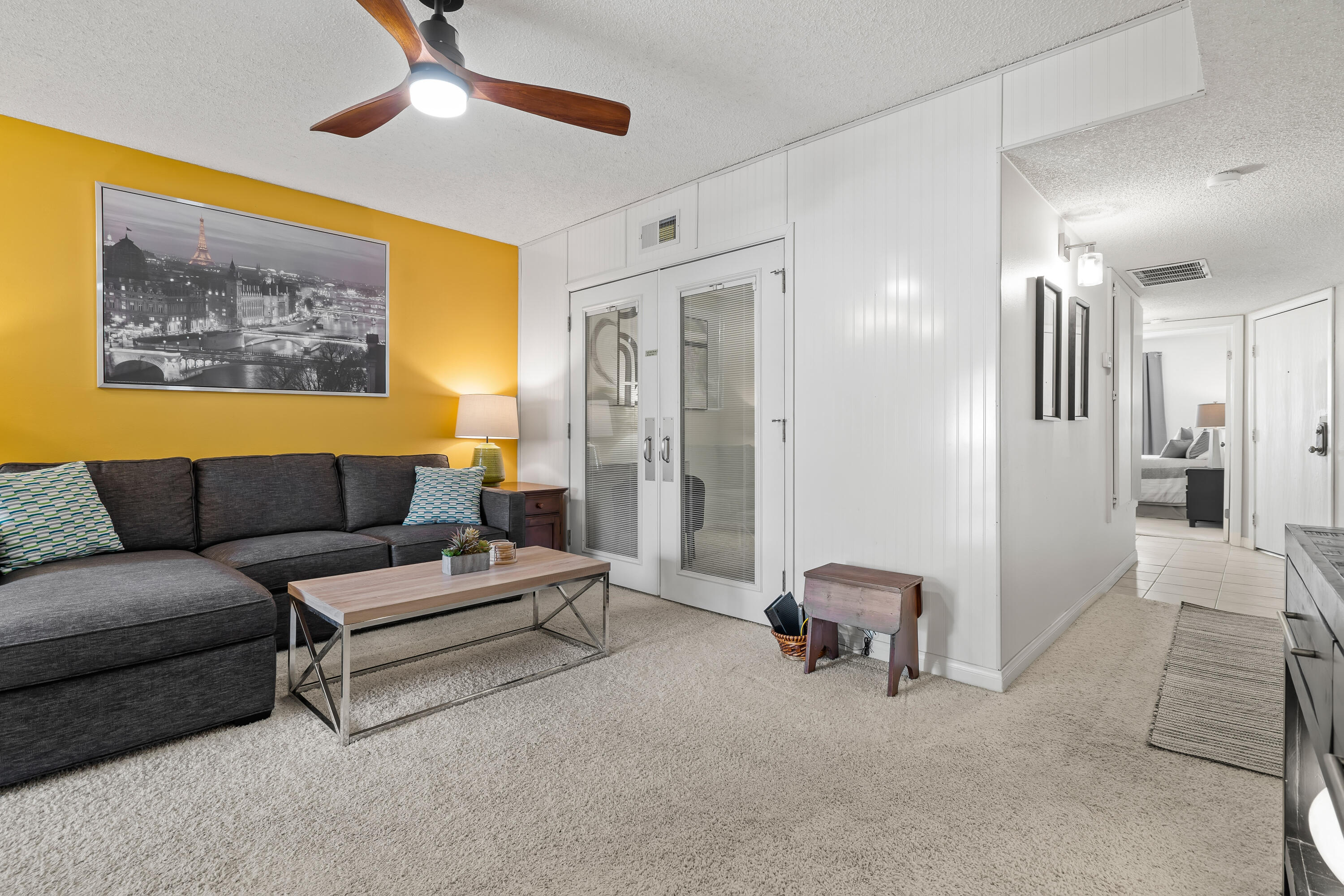 5300 E Waverly DR Unit: C4