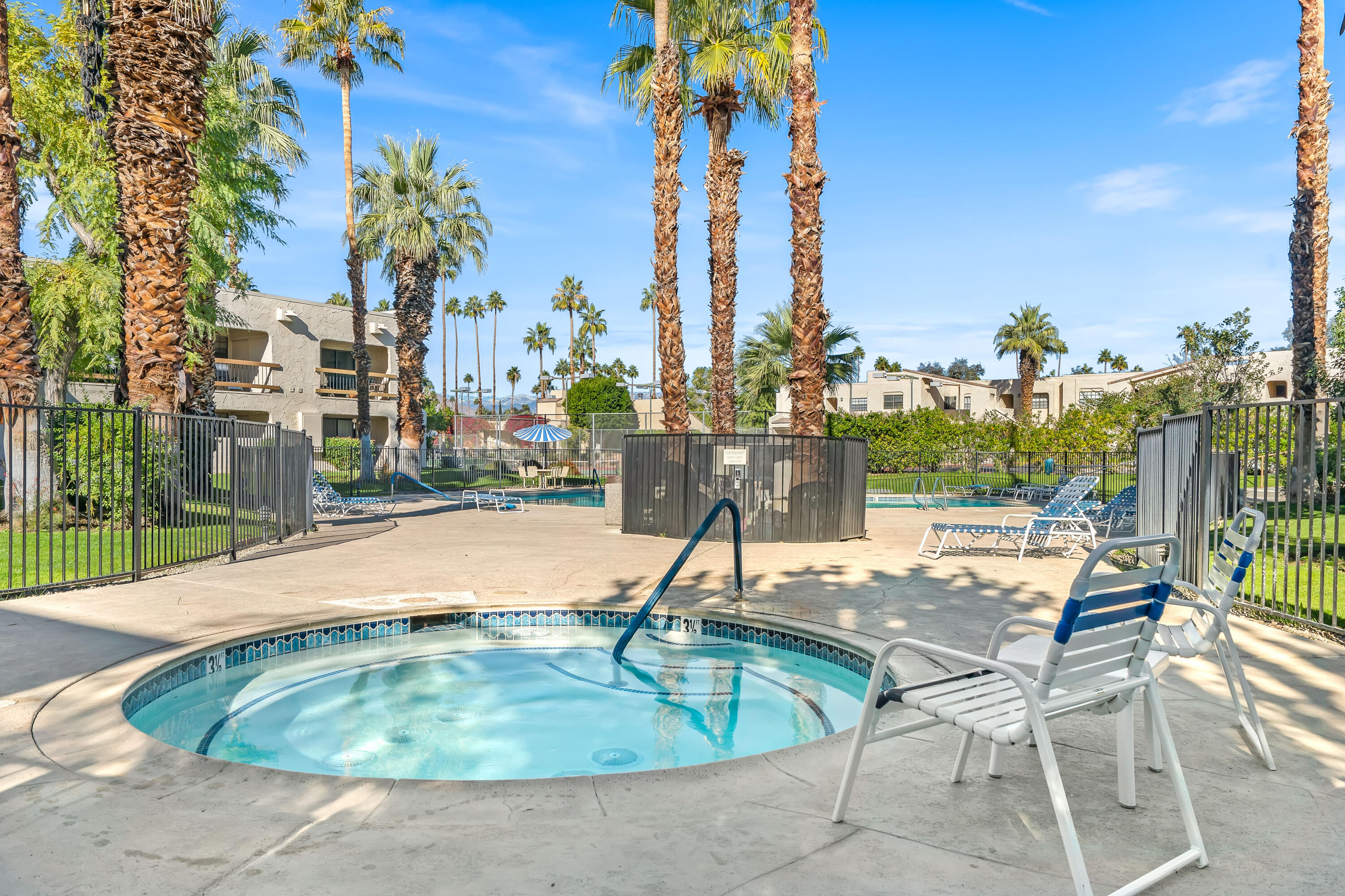 5300 E Waverly DR Unit: C4