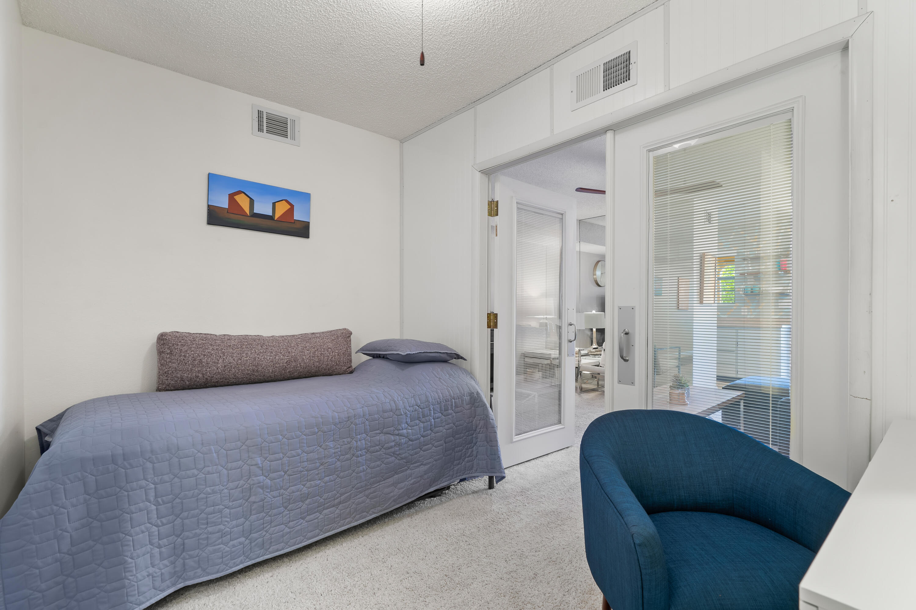 5300 E Waverly DR Unit: C4