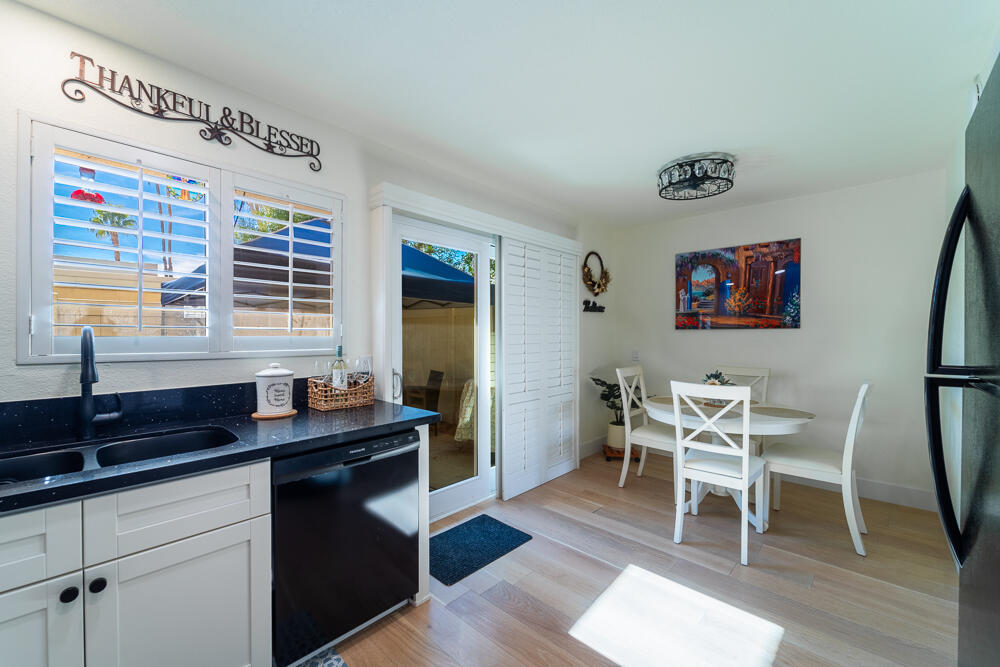 1268 E Ramon RD Unit: 9