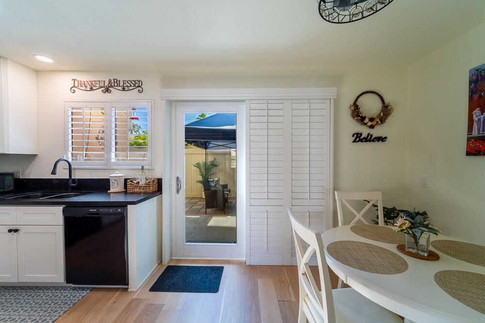 1268 E Ramon RD Unit: 9