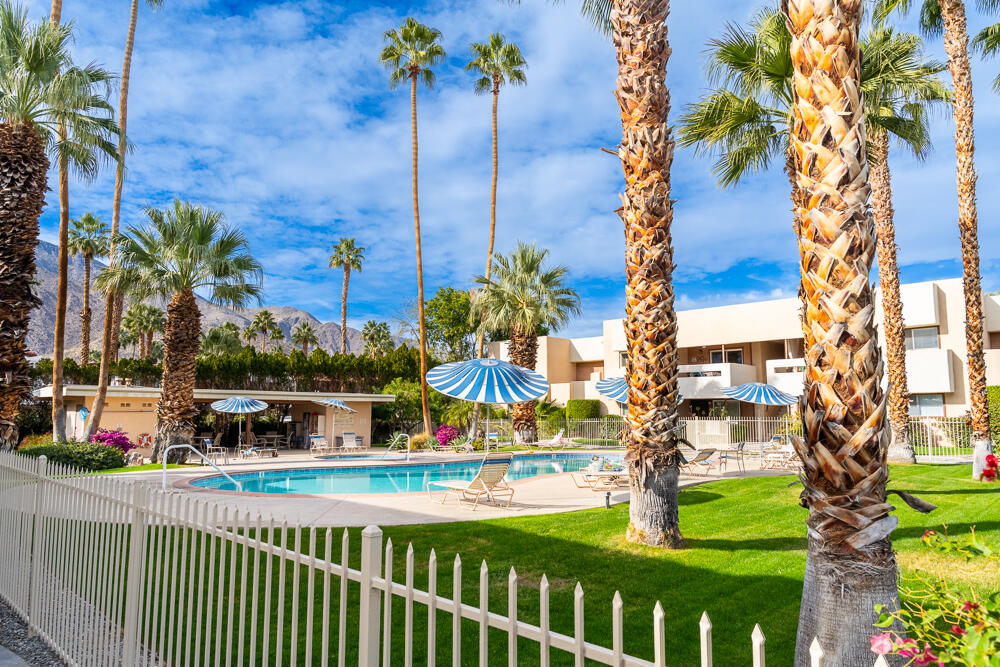 1268 E Ramon RD Unit: 9