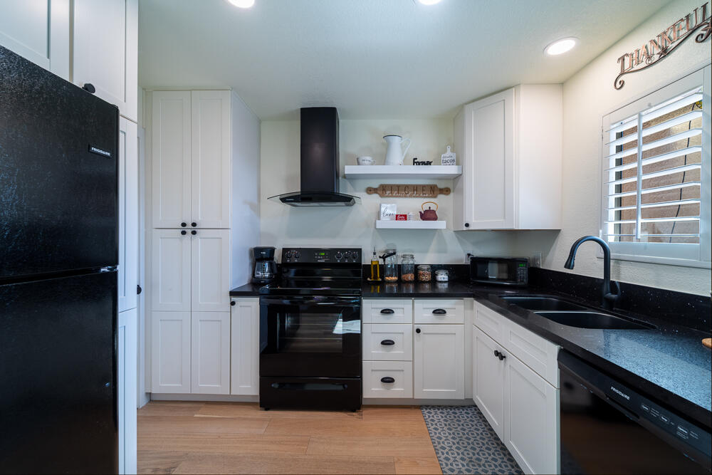 1268 E Ramon RD Unit: 9