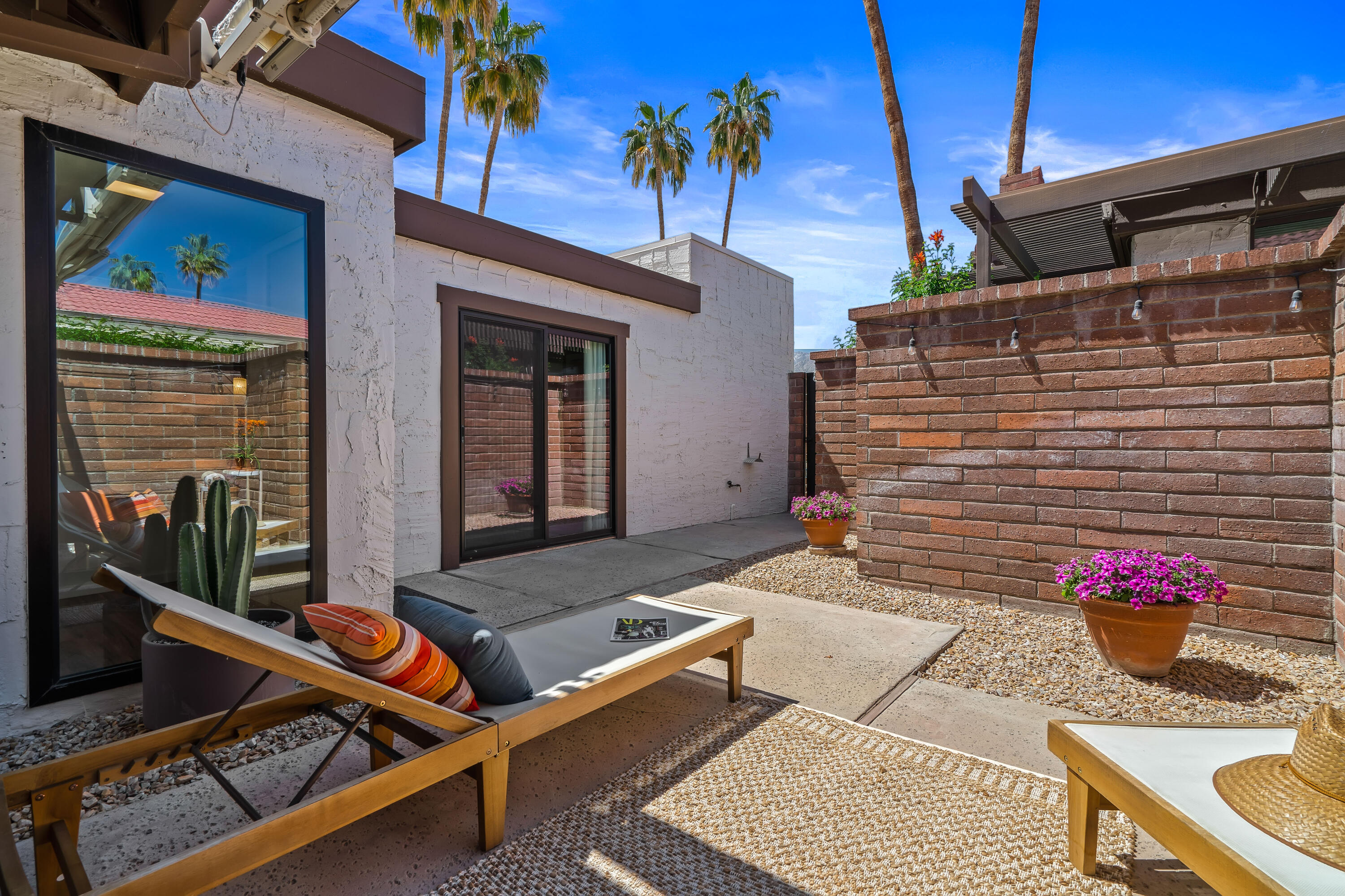 2487 S Gene Autry TRL Unit: C