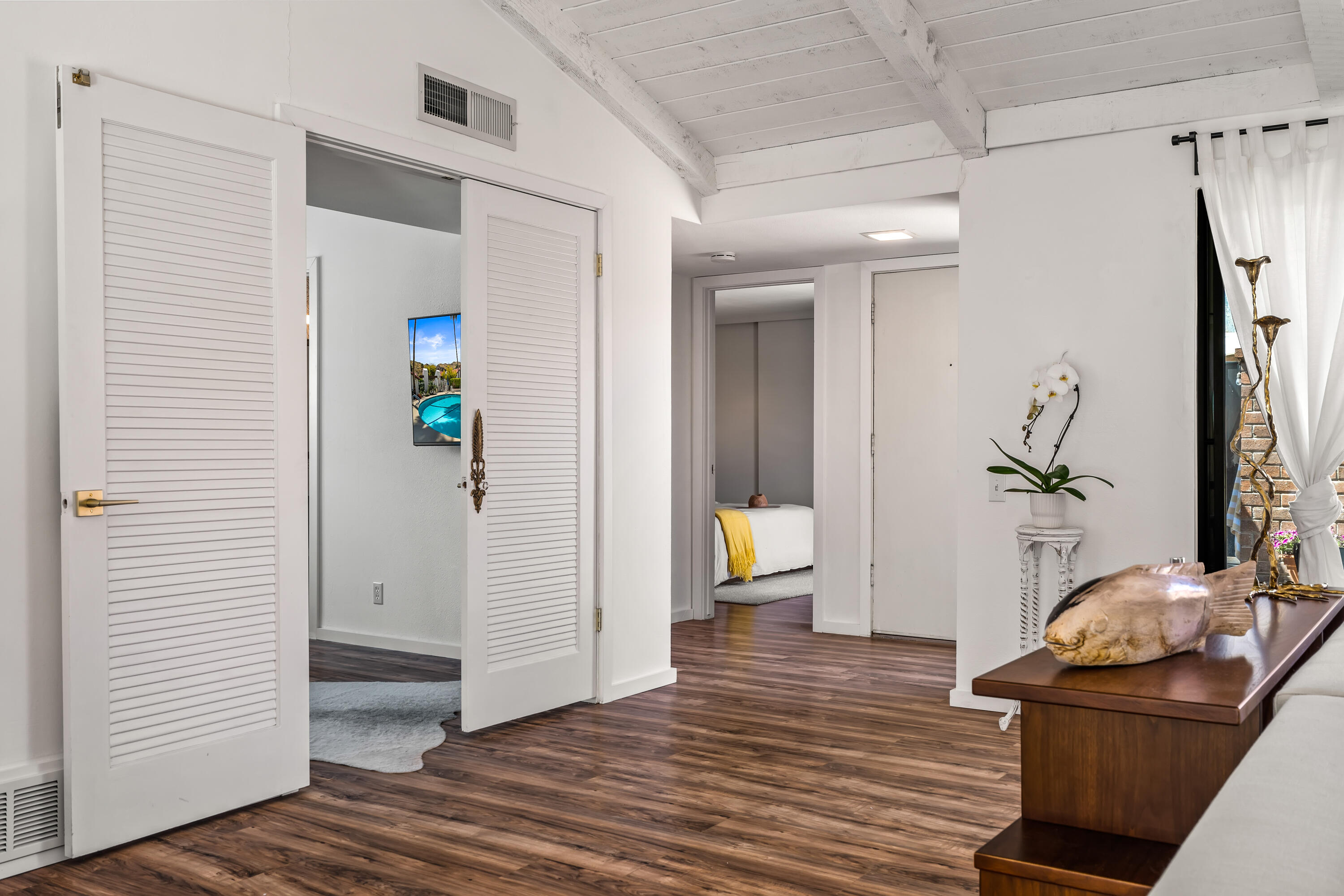 2487 S Gene Autry TRL Unit: C