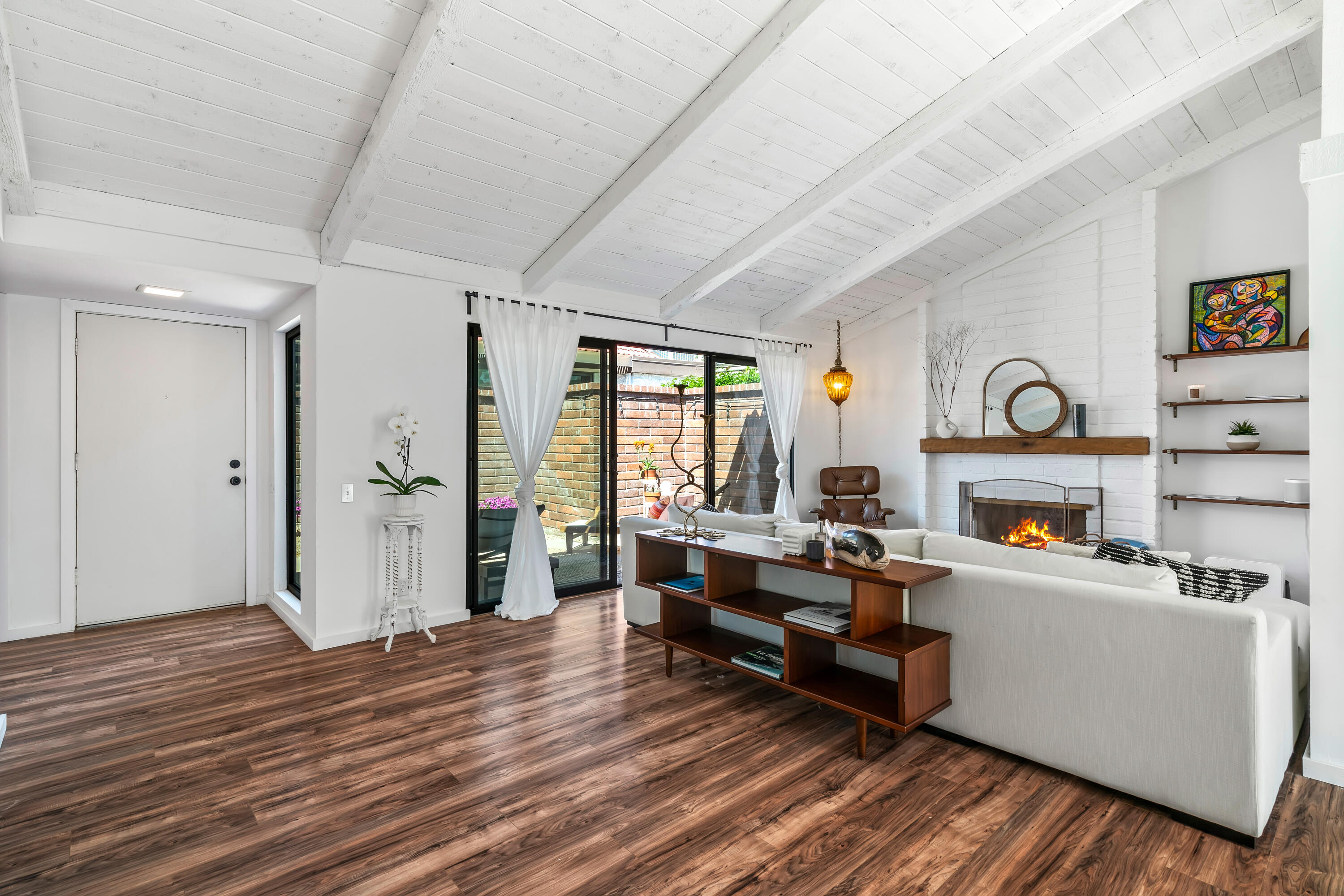 2487 S Gene Autry TRL Unit: C