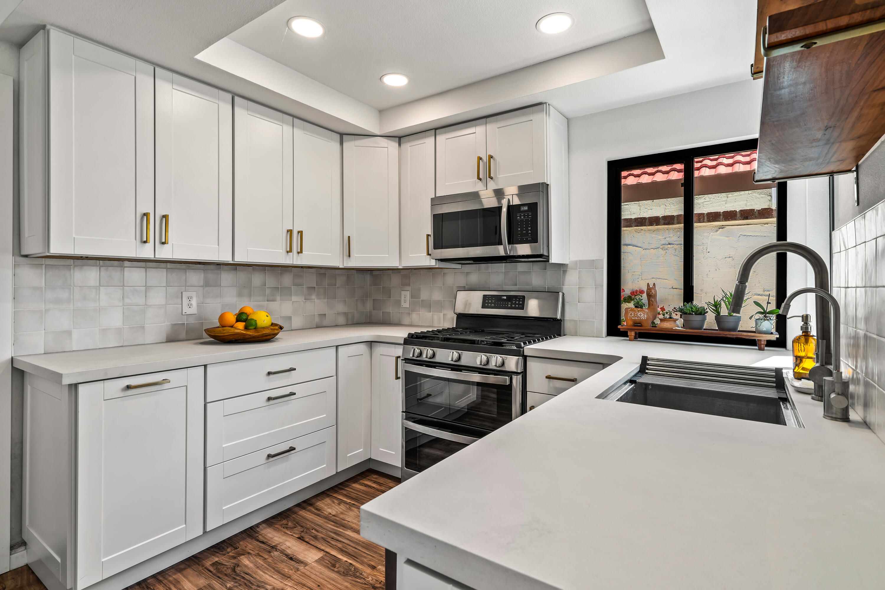 2487 S Gene Autry TRL Unit: C