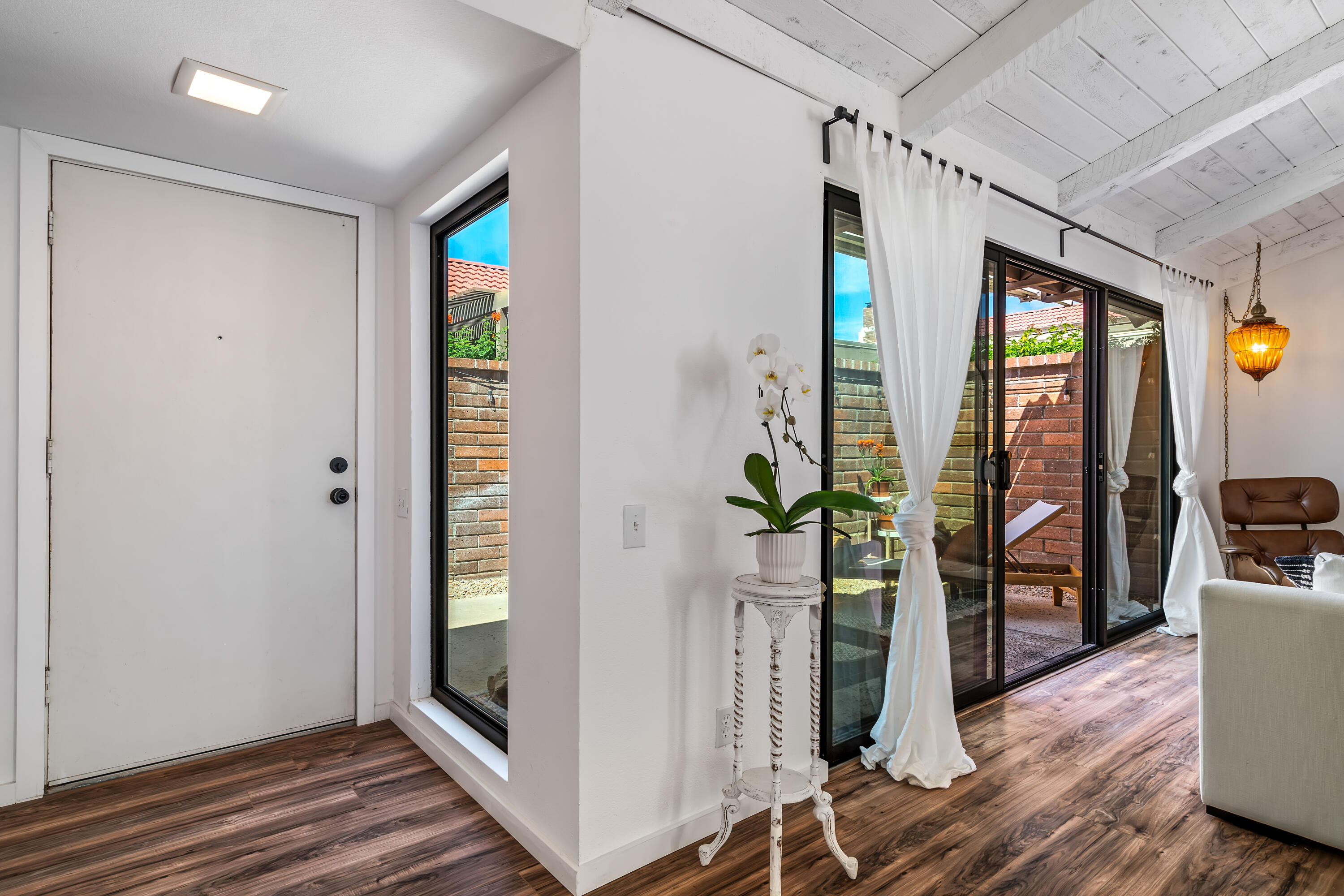 2487 S Gene Autry TRL Unit: C