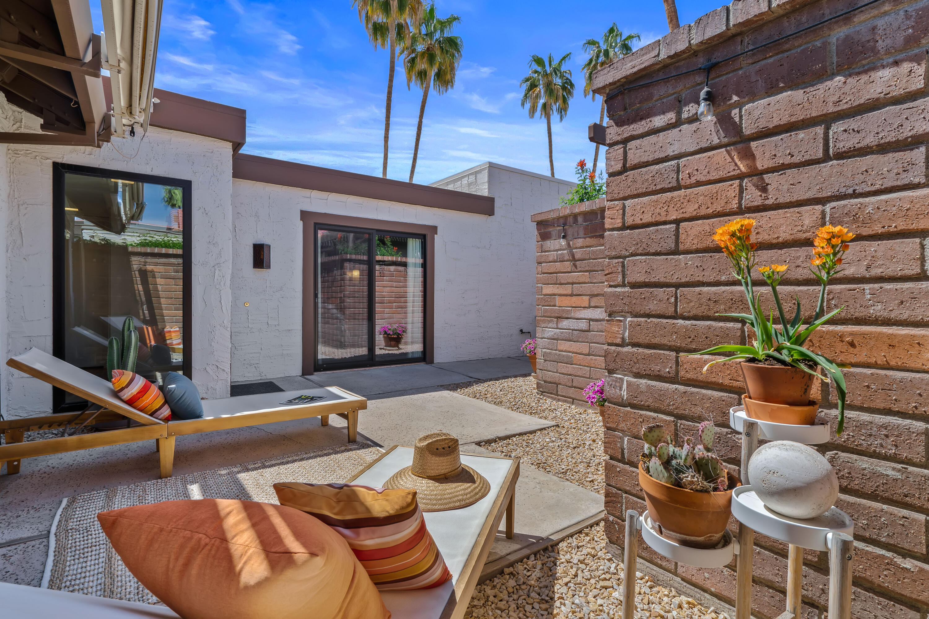 2487 S Gene Autry TRL Unit: C