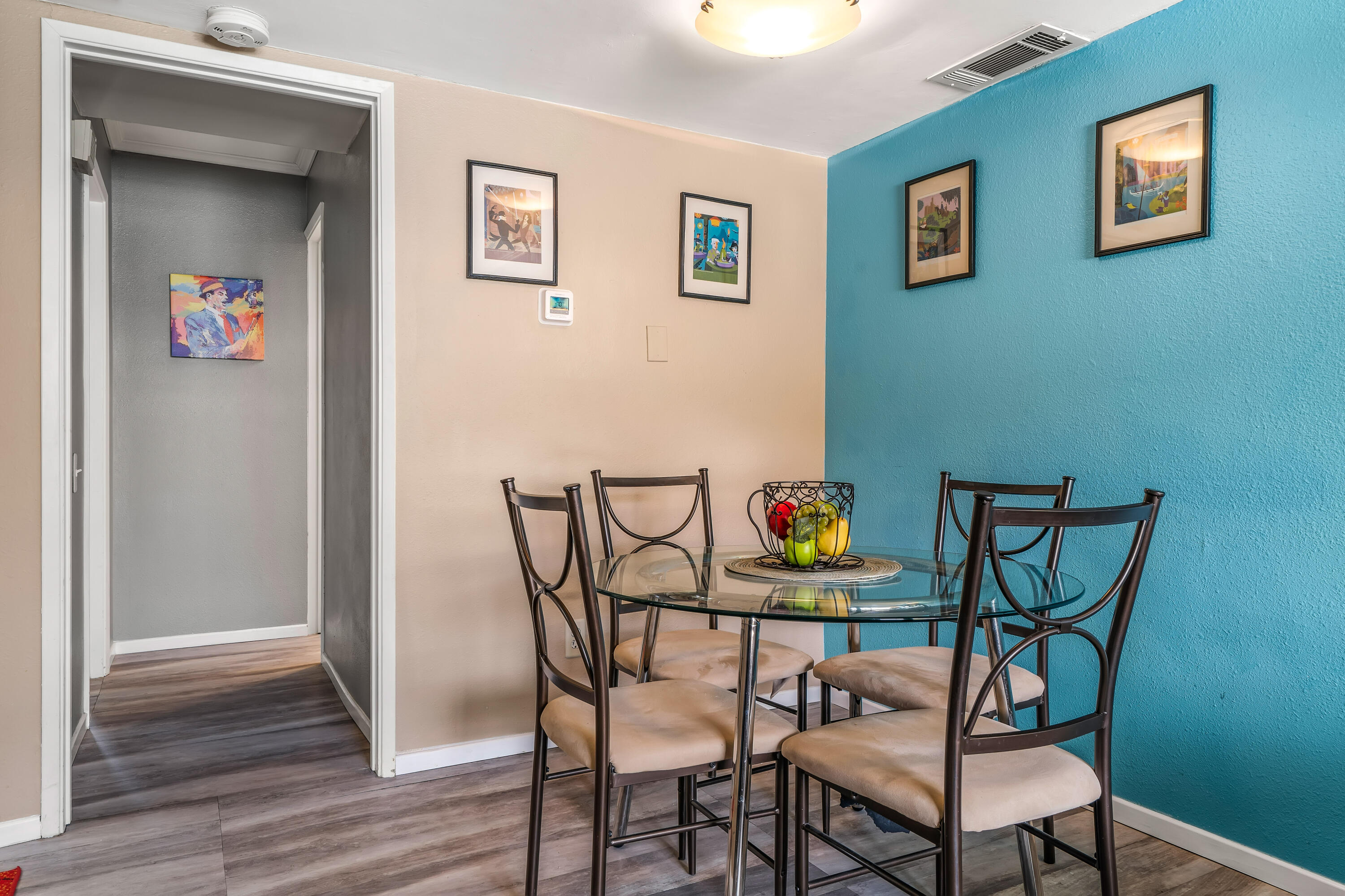 365 N Saturmino DR Unit: 15