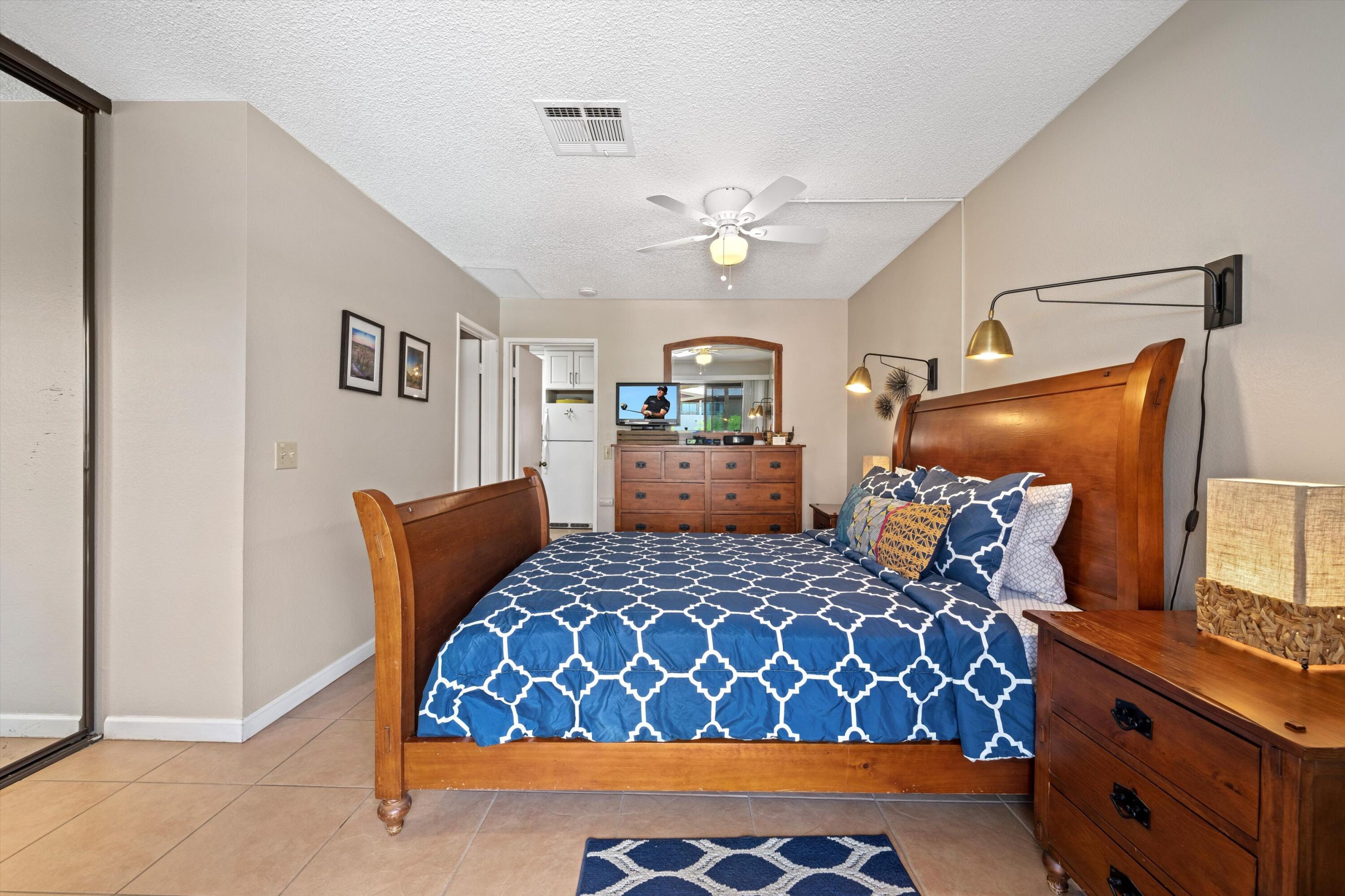 471 S Calle El Segundo Unit: C14