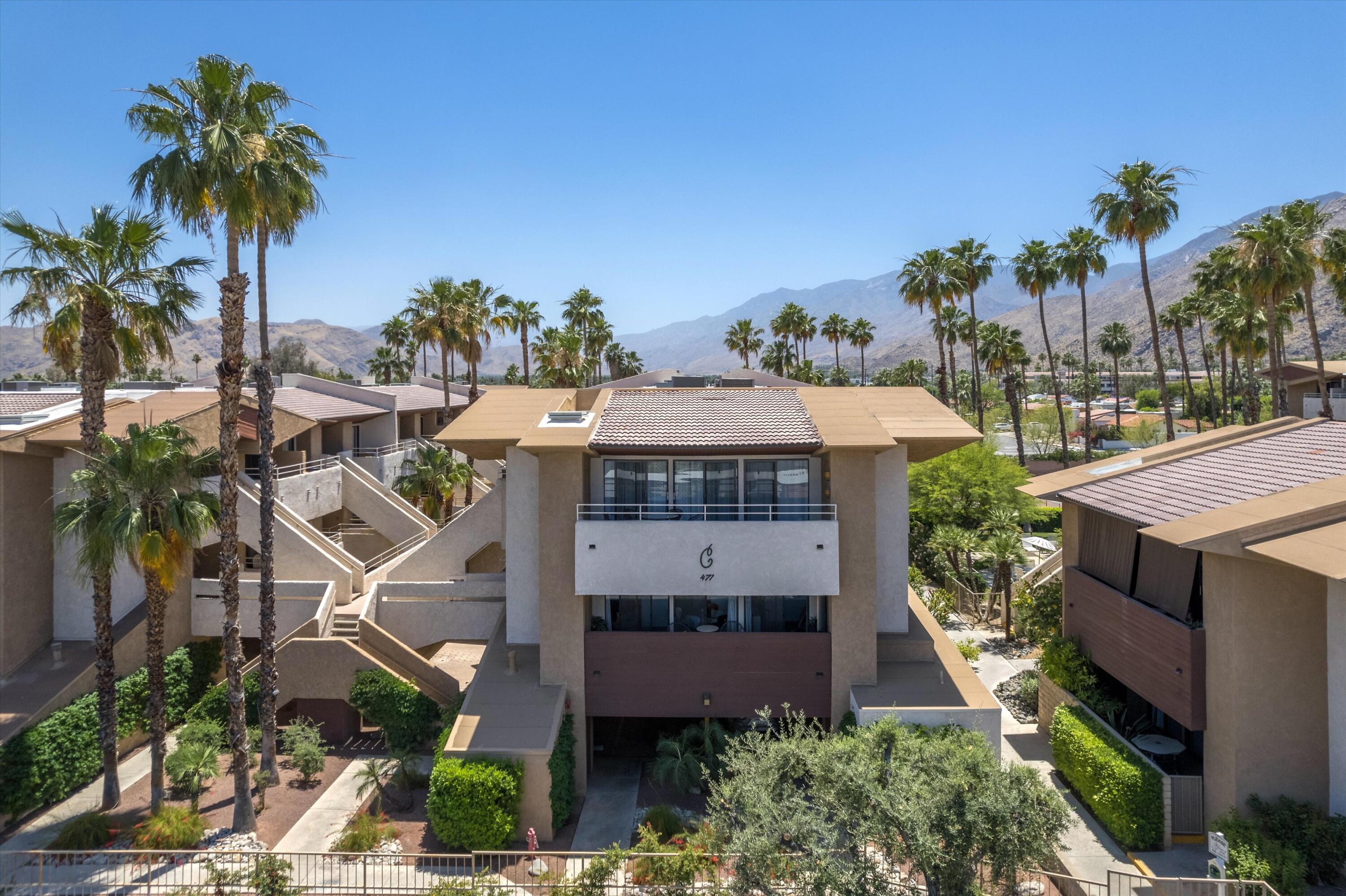 471 S Calle El Segundo Unit: C14