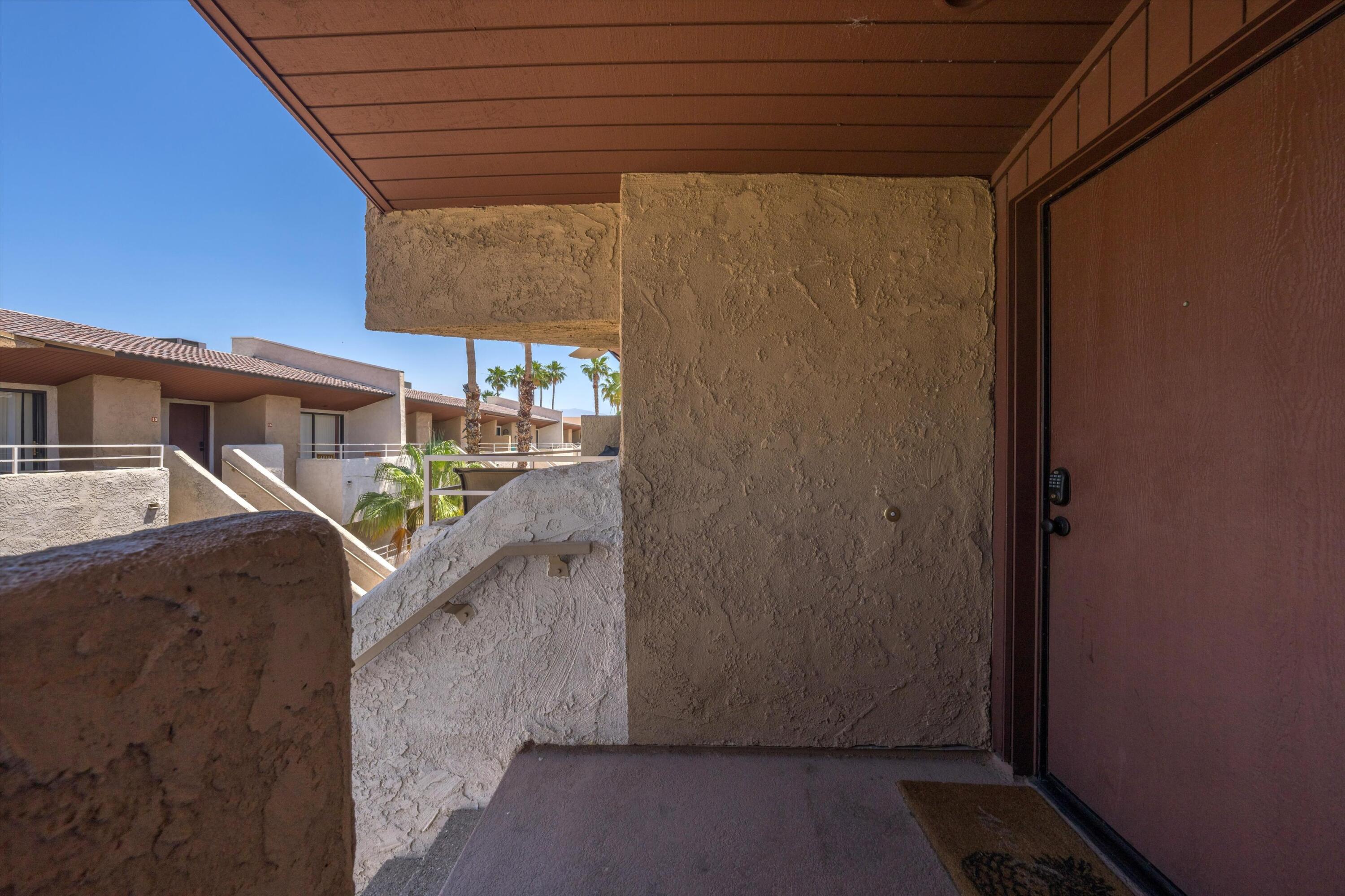 471 S Calle El Segundo Unit: C14