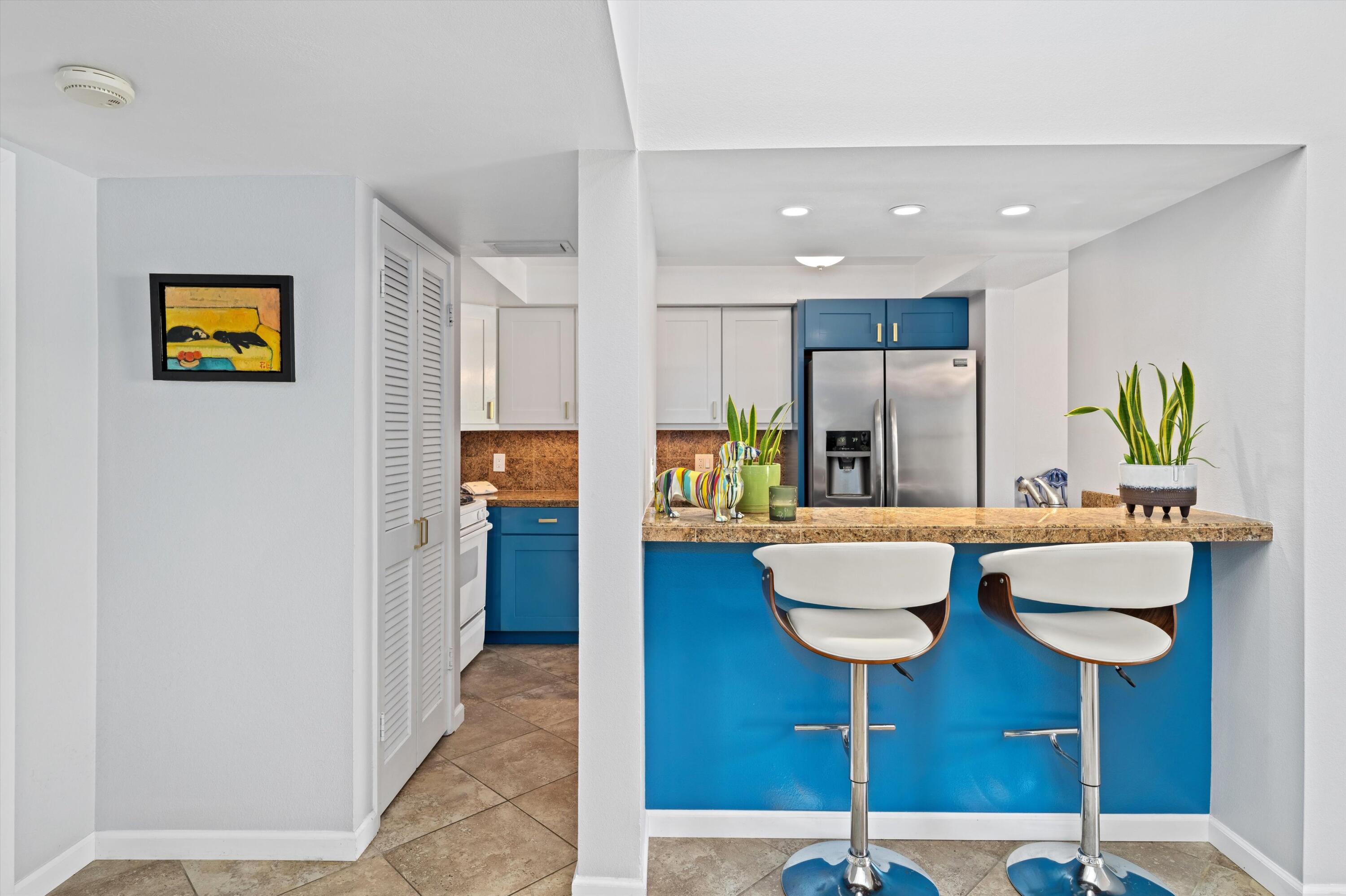 1150 E Palm Canyon DR Unit: 28