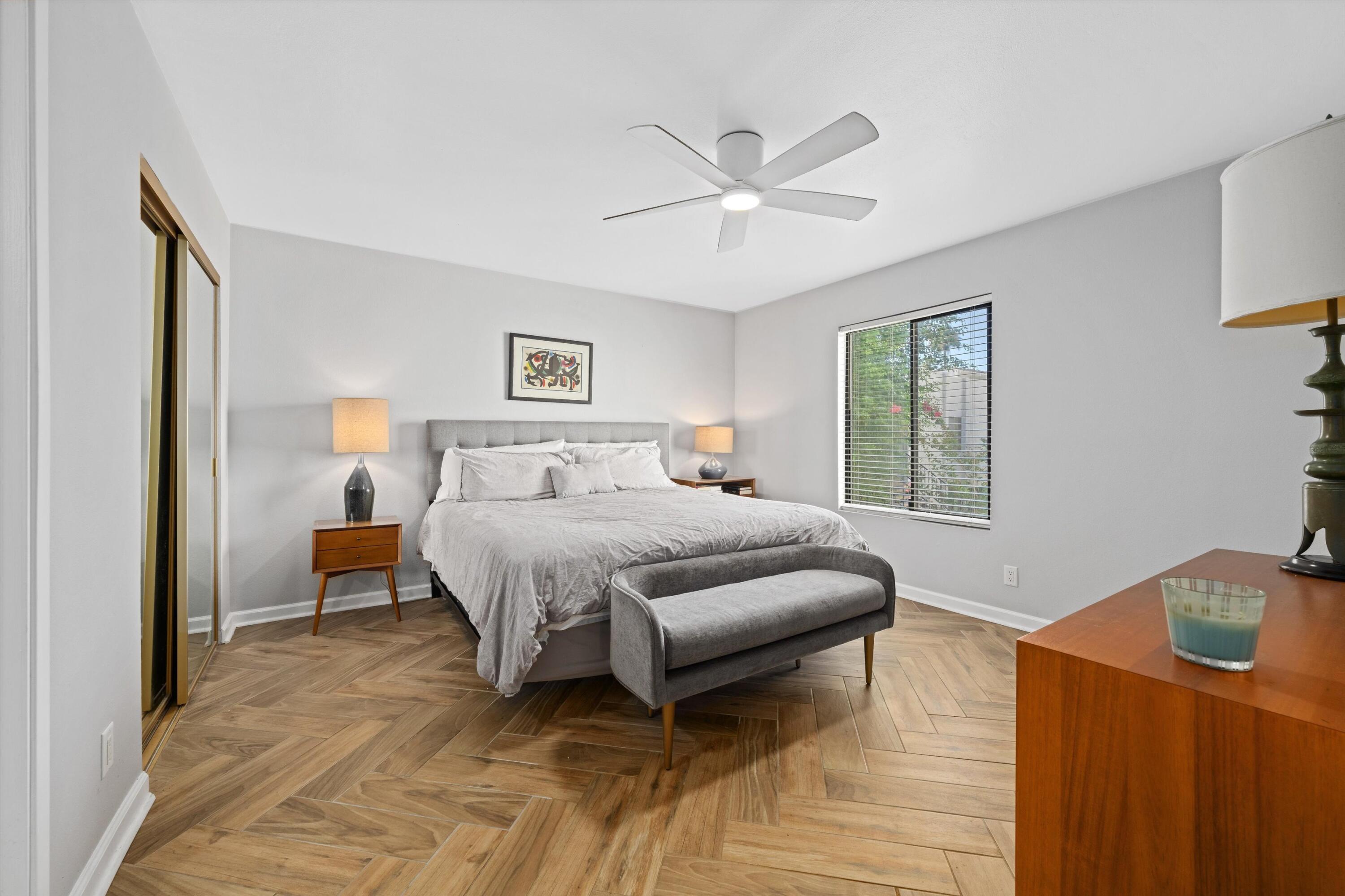 1150 E Palm Canyon DR Unit: 28