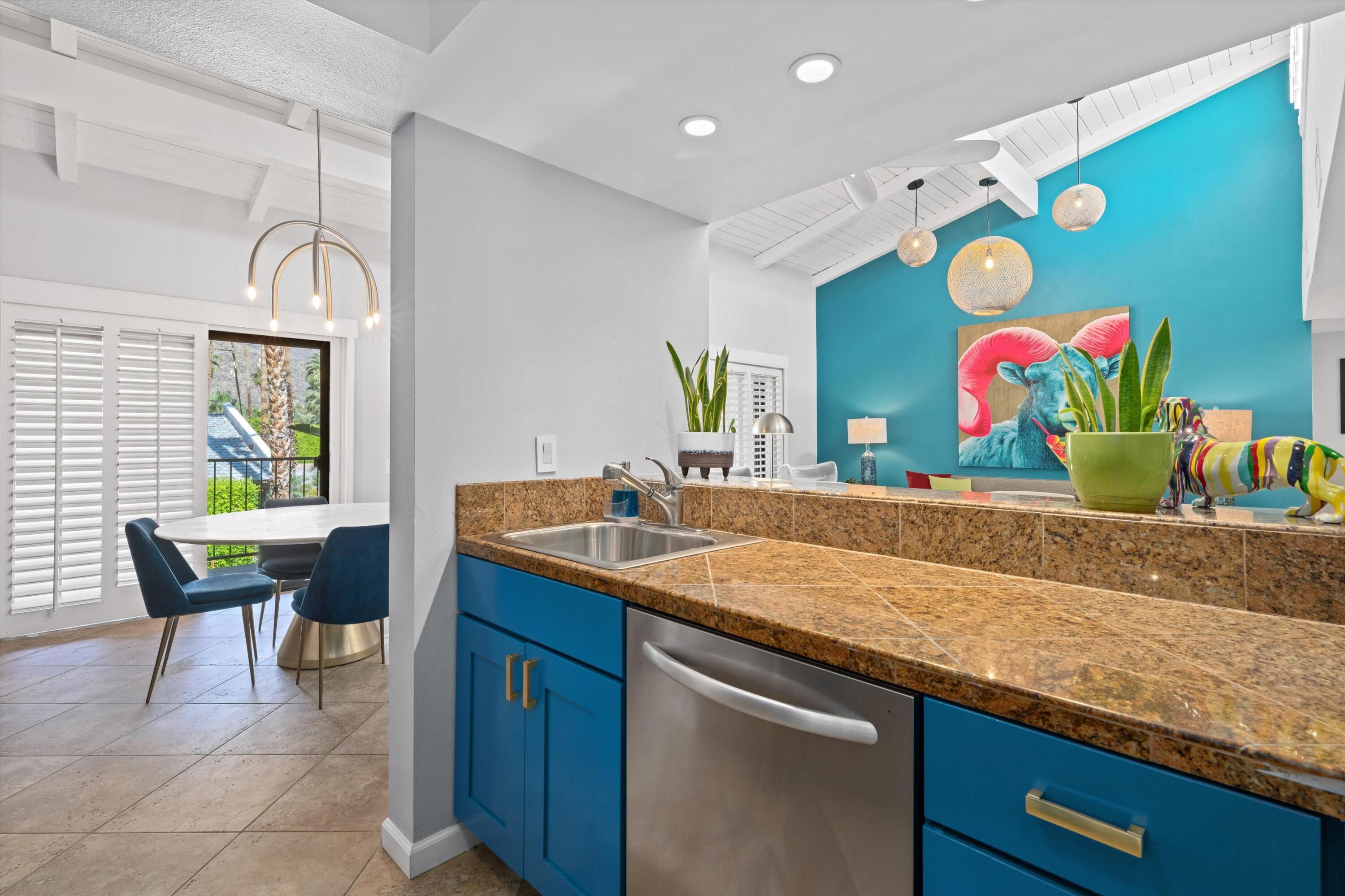 1150 E Palm Canyon DR Unit: 28